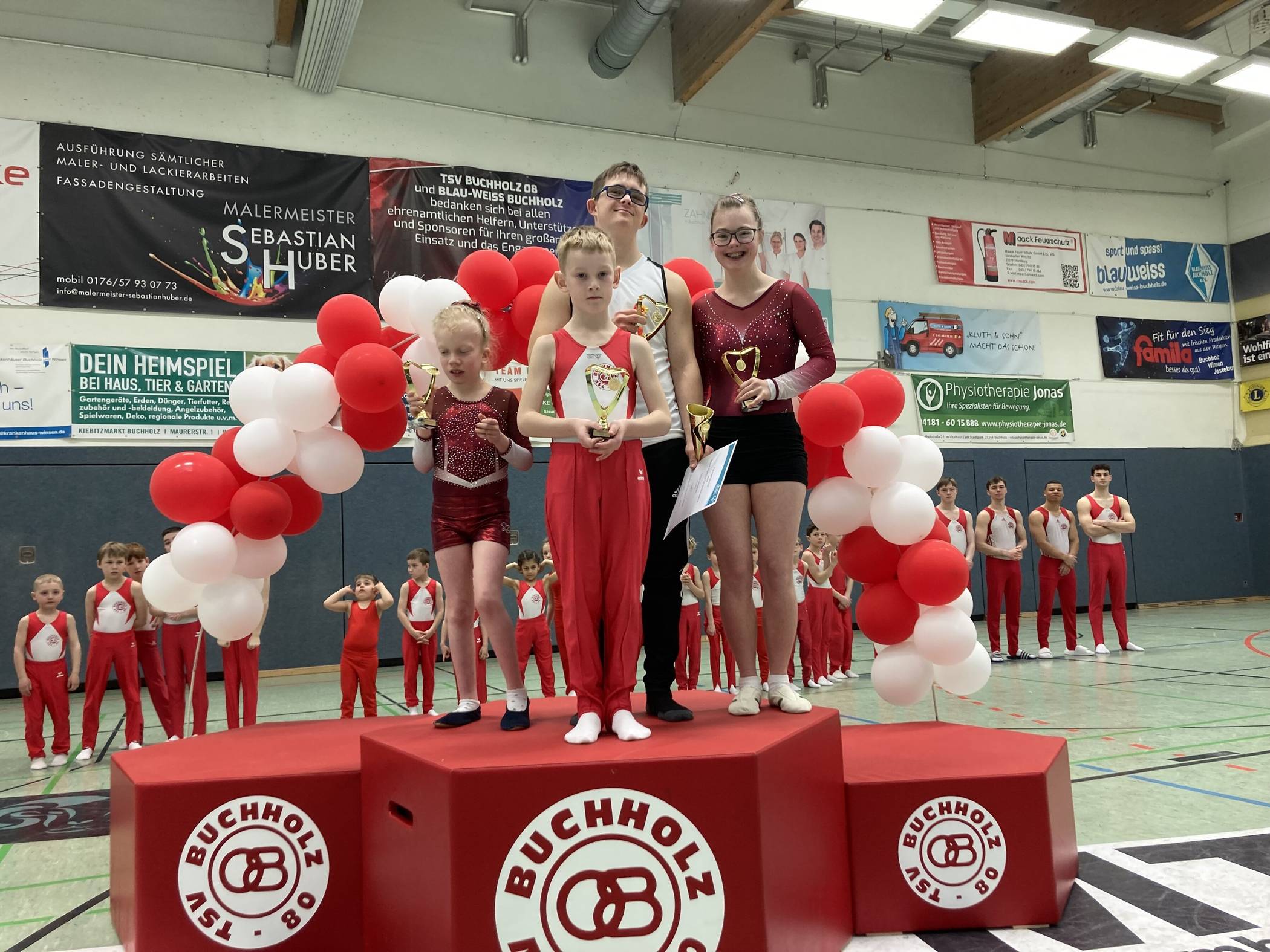 Siegerehrung der besten Turnerinnen der Level 1-4