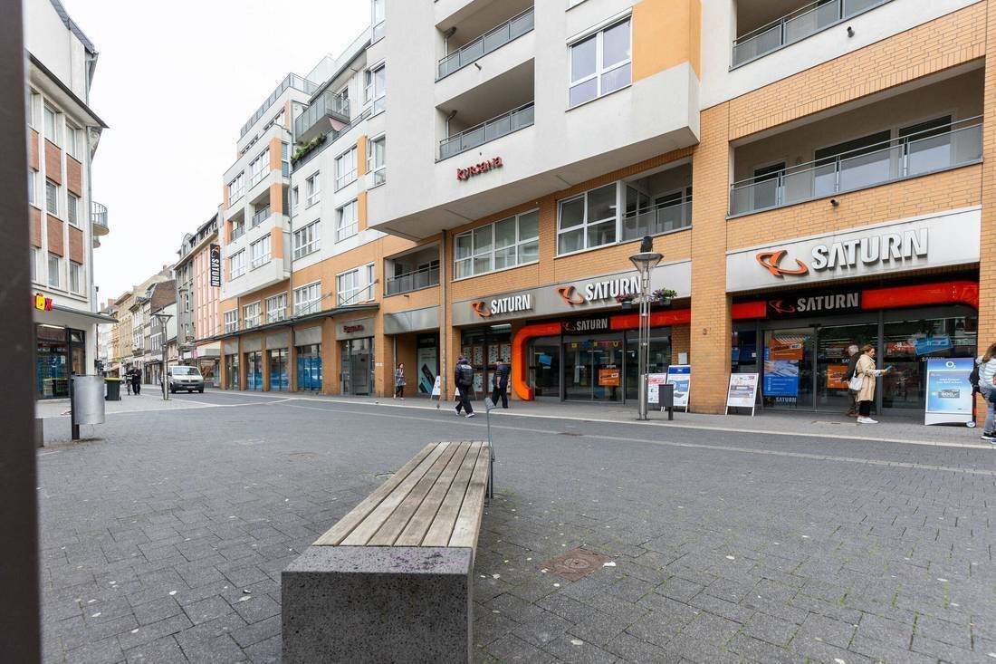Saturn in Krefeld schließt im Sommer
