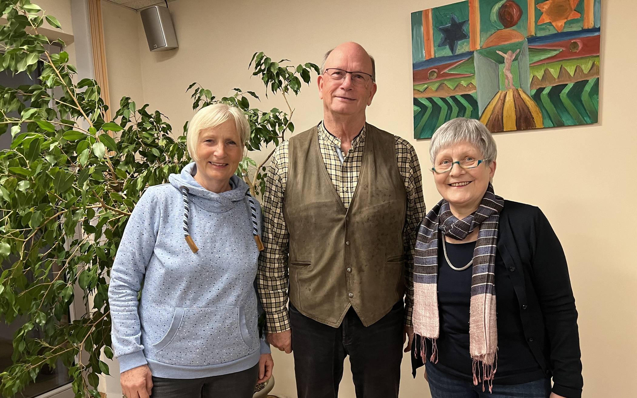  Der Vorstand: Roger Buschfeld, Vorsitzender, die stellvertretende Vorsitzende Imma Schmidt (r.) und Schatzmeisterin/Schriftführerin Ute Menning. 