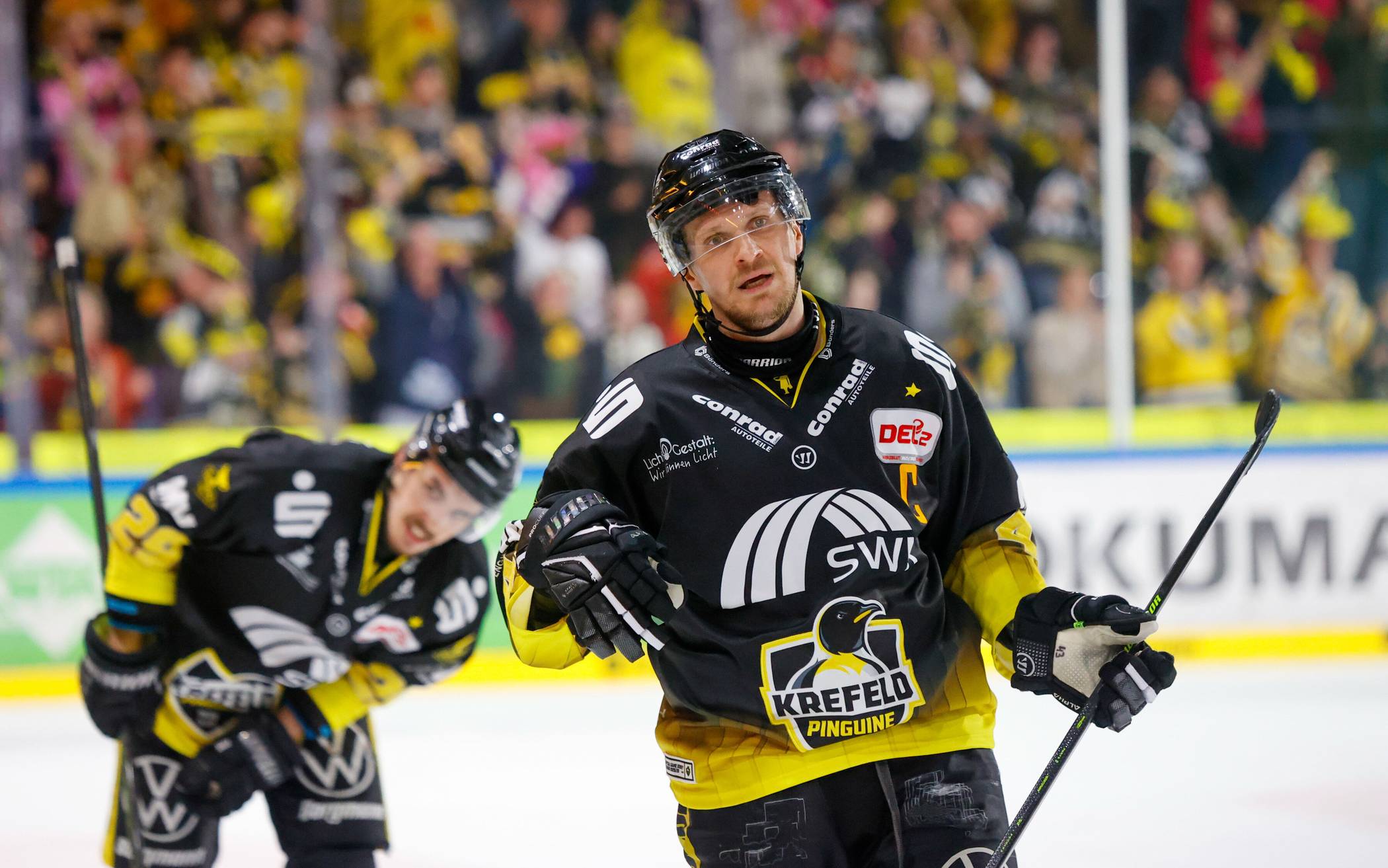 Krefeld Pinguine gewinnen auch das dritte Halbfinale