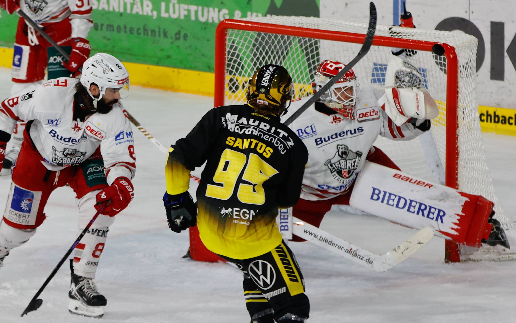 Pinguine haben Final-Matchpucks