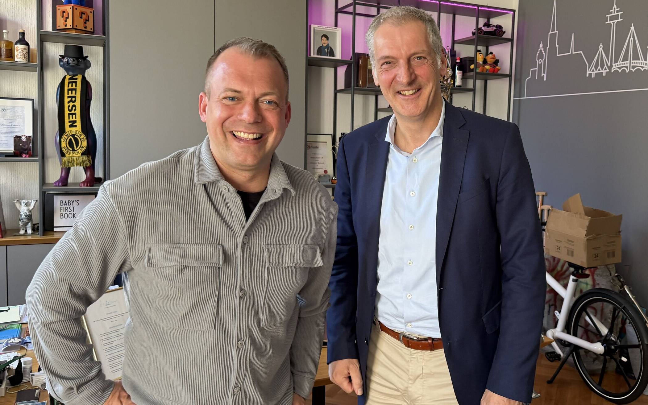  Stephan Krings (rechts), Regional-Geschäftsführer Rheinland der Remondis, und Willichs Bürgermeister Christian Pakusch trafen sich zu einem Austausch.  