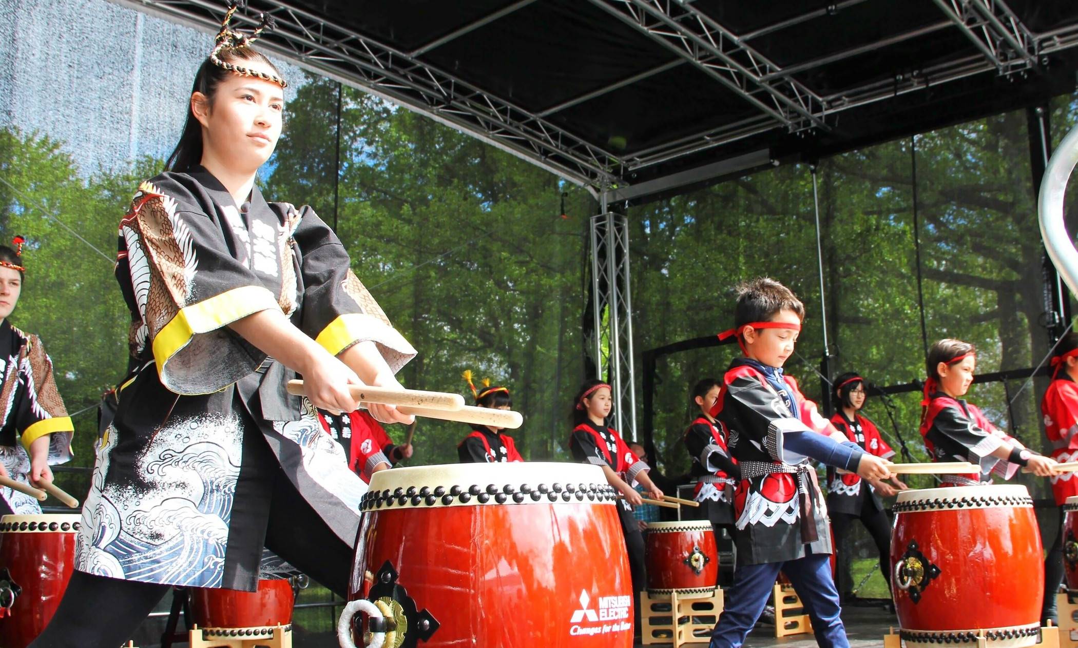  Die „Taiko-Kids“ sind nur einer der Programmpunkte beim Meerbuscher Kirschblütenfest. 