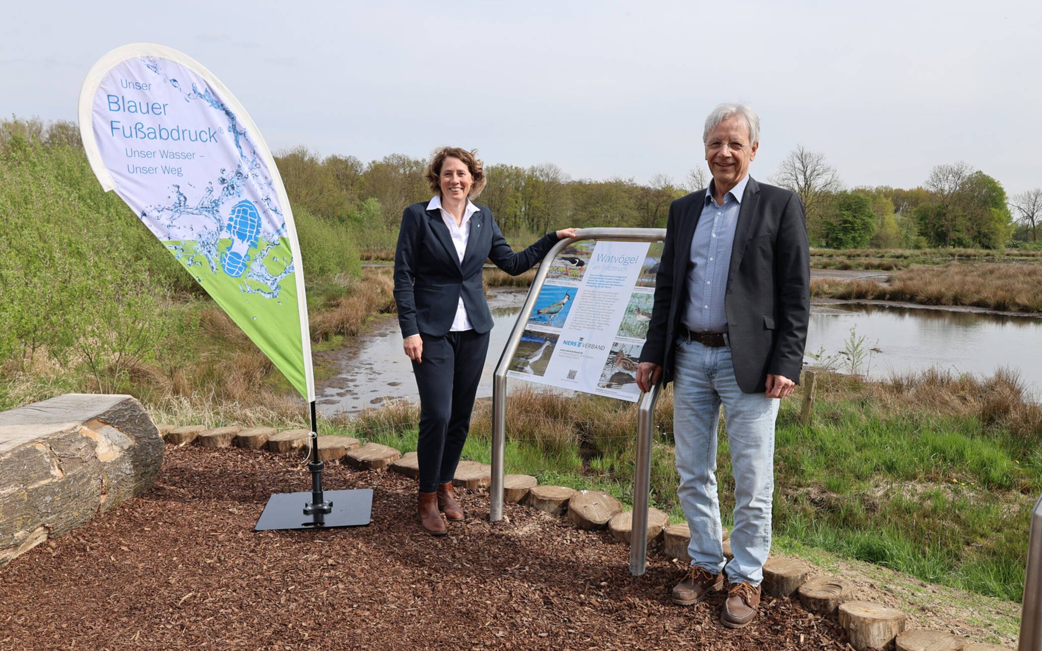 Vorständin Sabine Brinkmann und Kreisdezernent Rainer