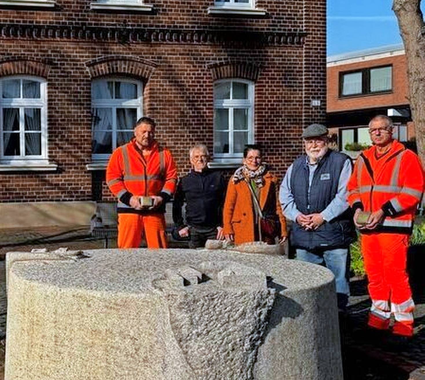 In Lank-Latum erfolgte kürzlich eine weitere Stolpersteinverlegung.   