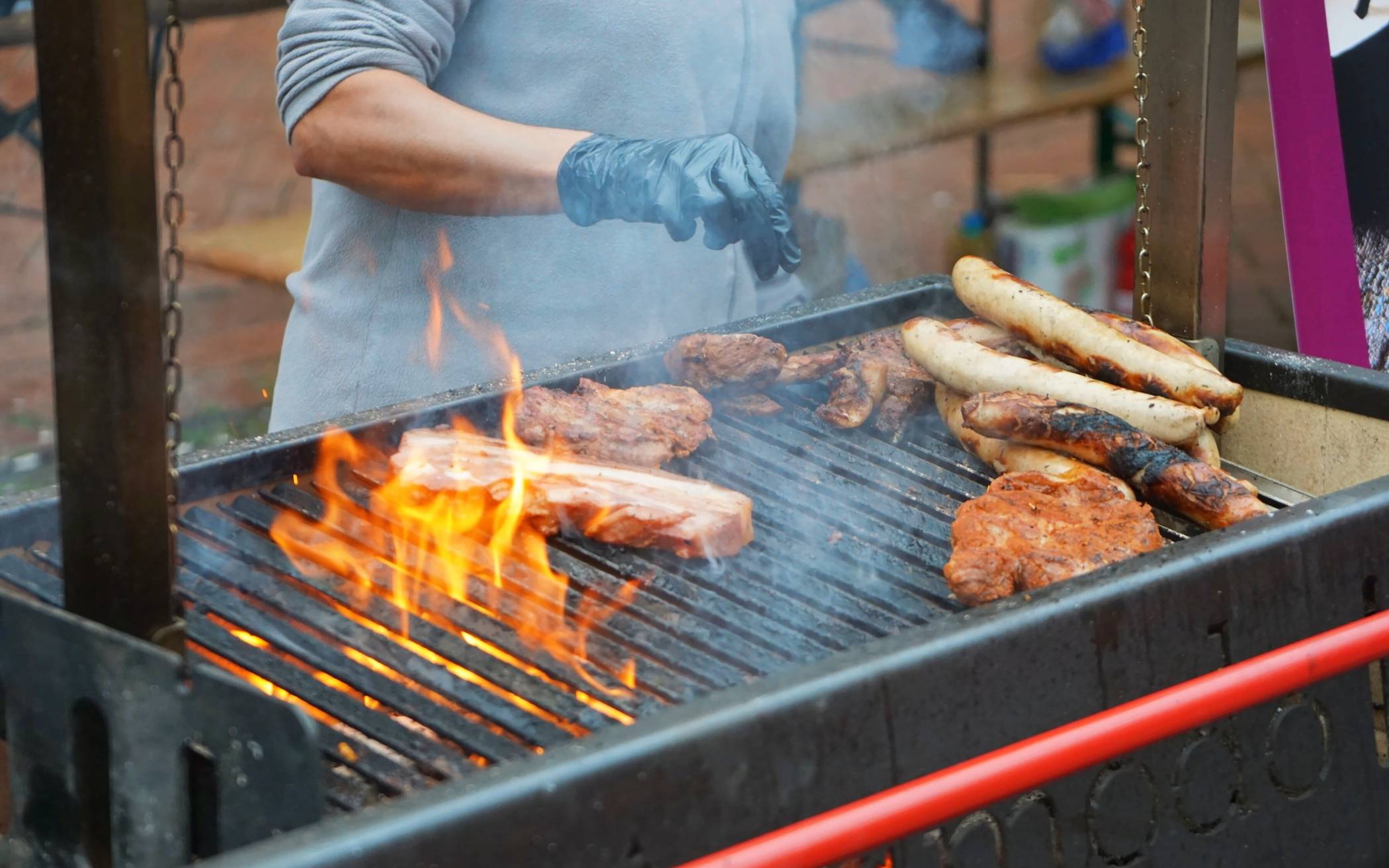  Beim Bike‘n‘BBQ in Erkelenz ist der Name Programm. Kulinarisch bleiben bei dieser Open-Air-Veranstaltung keine Wünsche offen.  