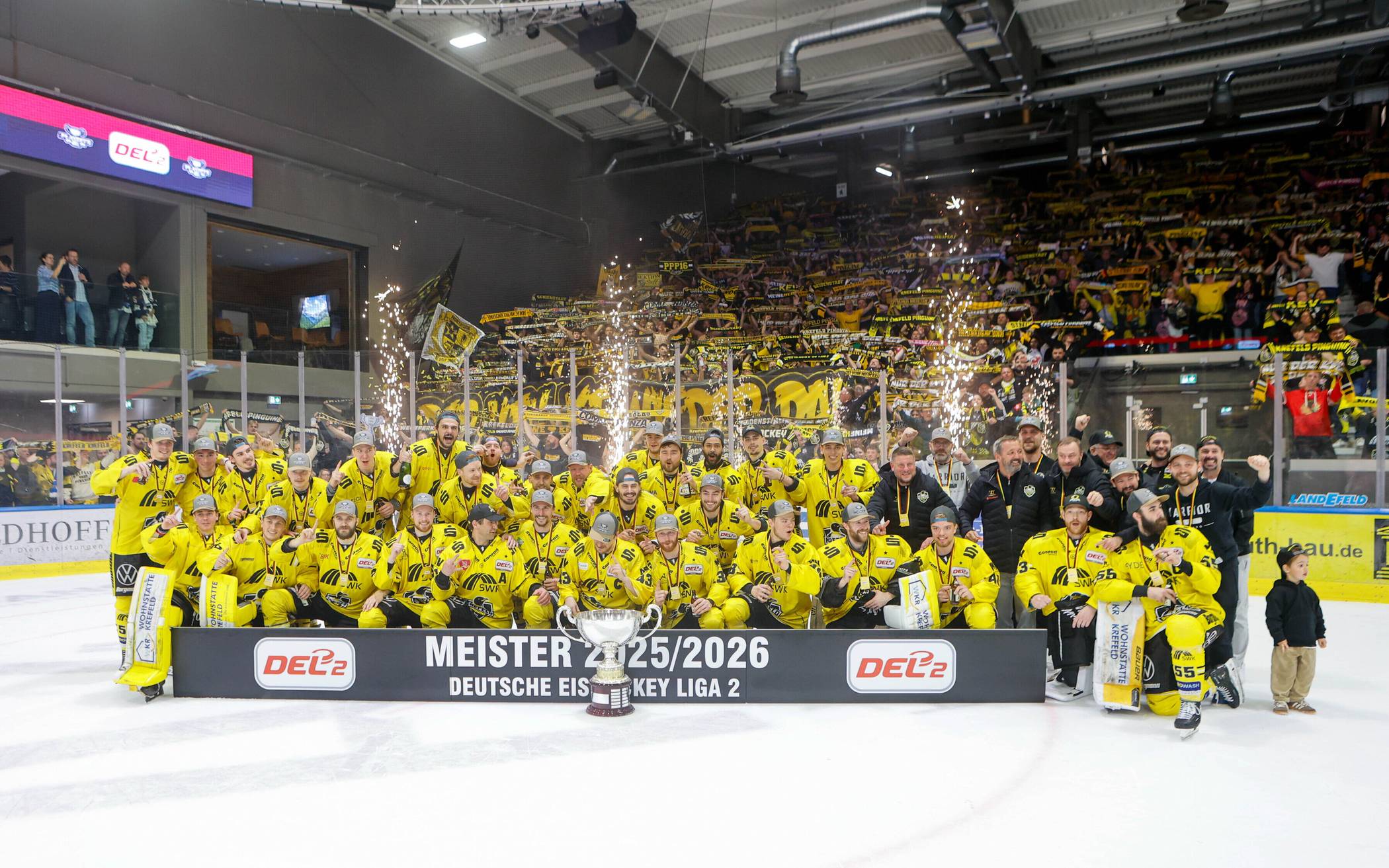 Bildergalerie: EC Kassel Huskies vs. Krefeld Pinguine