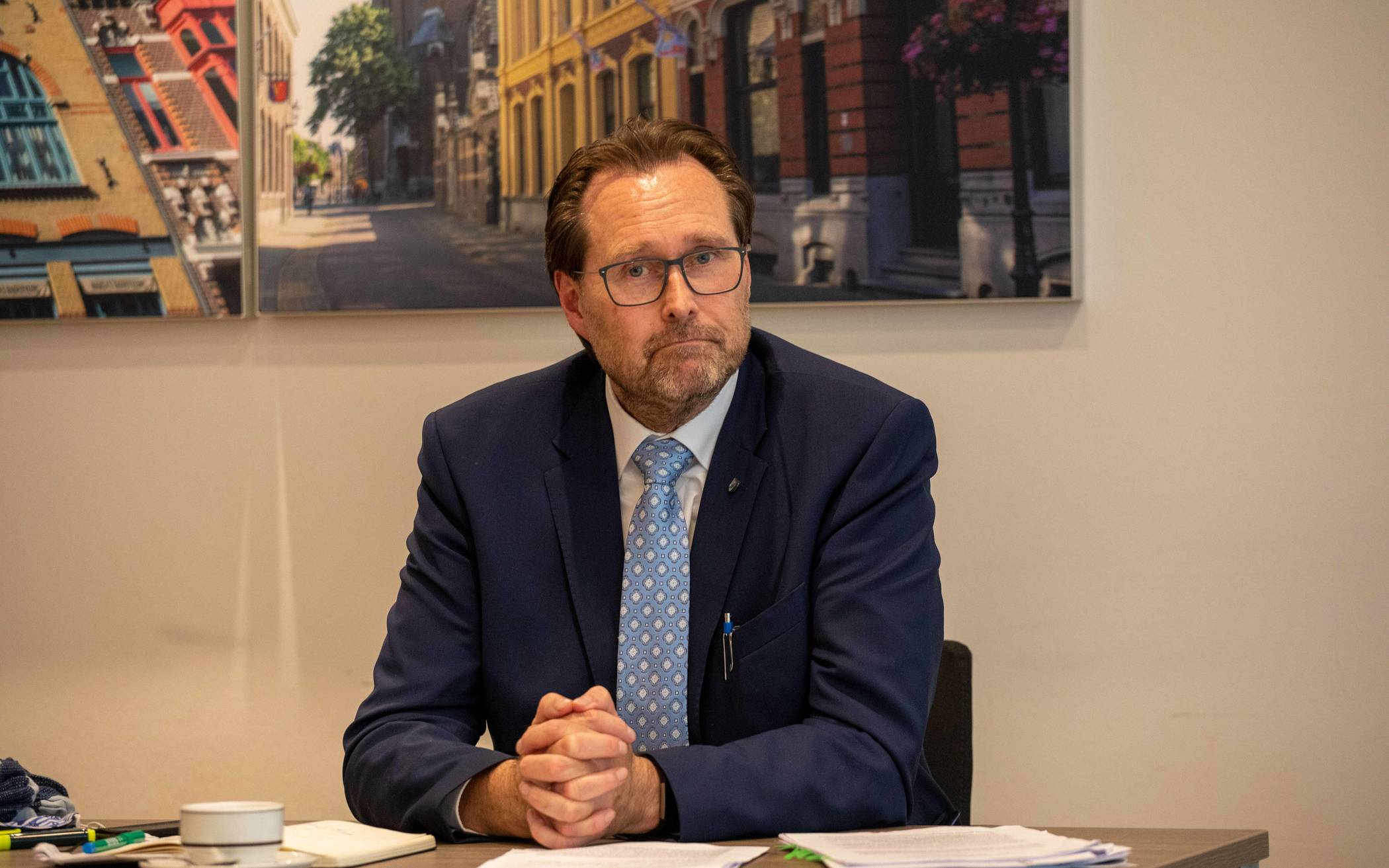 Oberbürgermeister Frank Meyer (l.) und Kämmerer