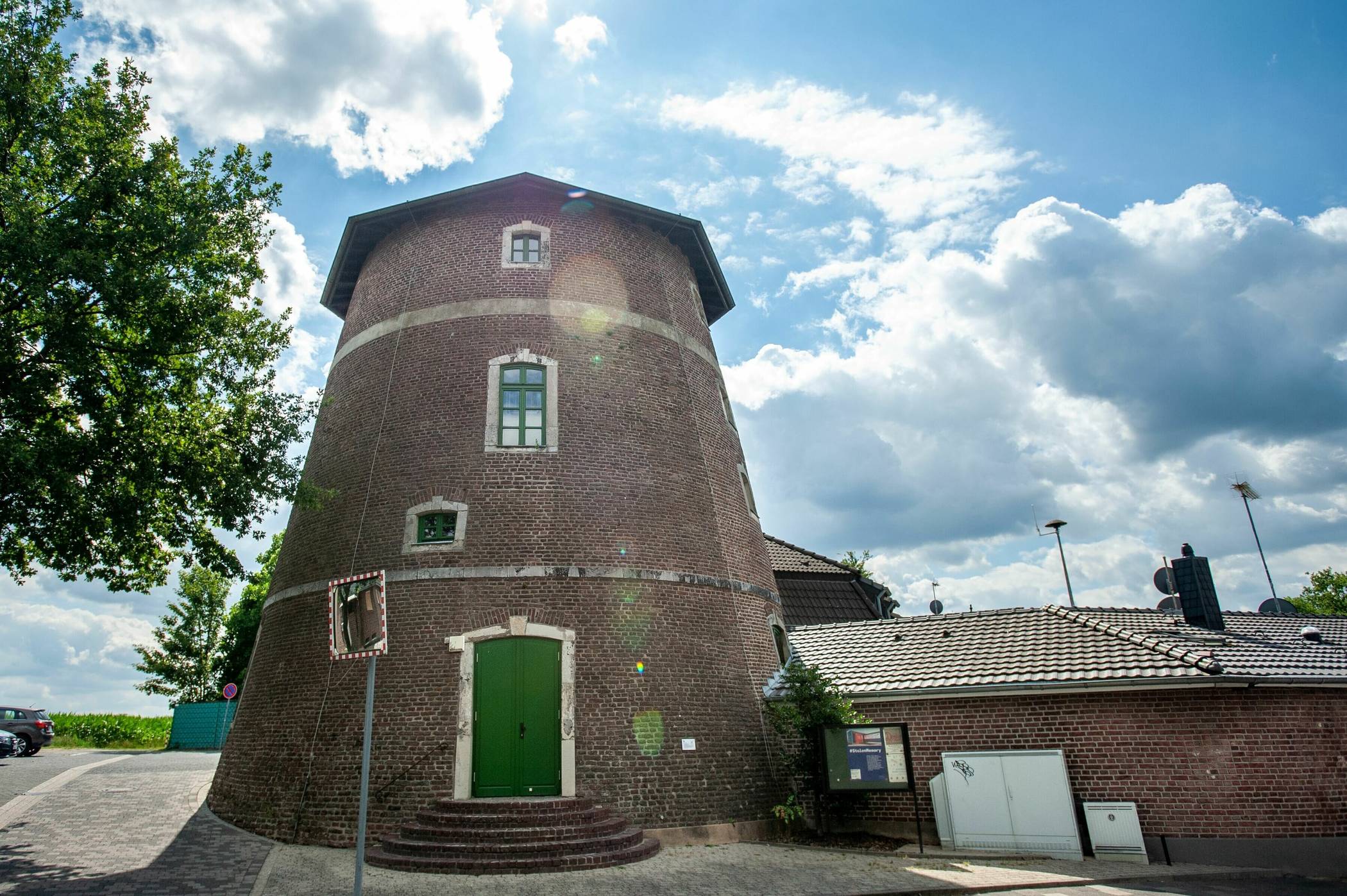  Im Juni gibt es Kunst im Mühlenturm. 