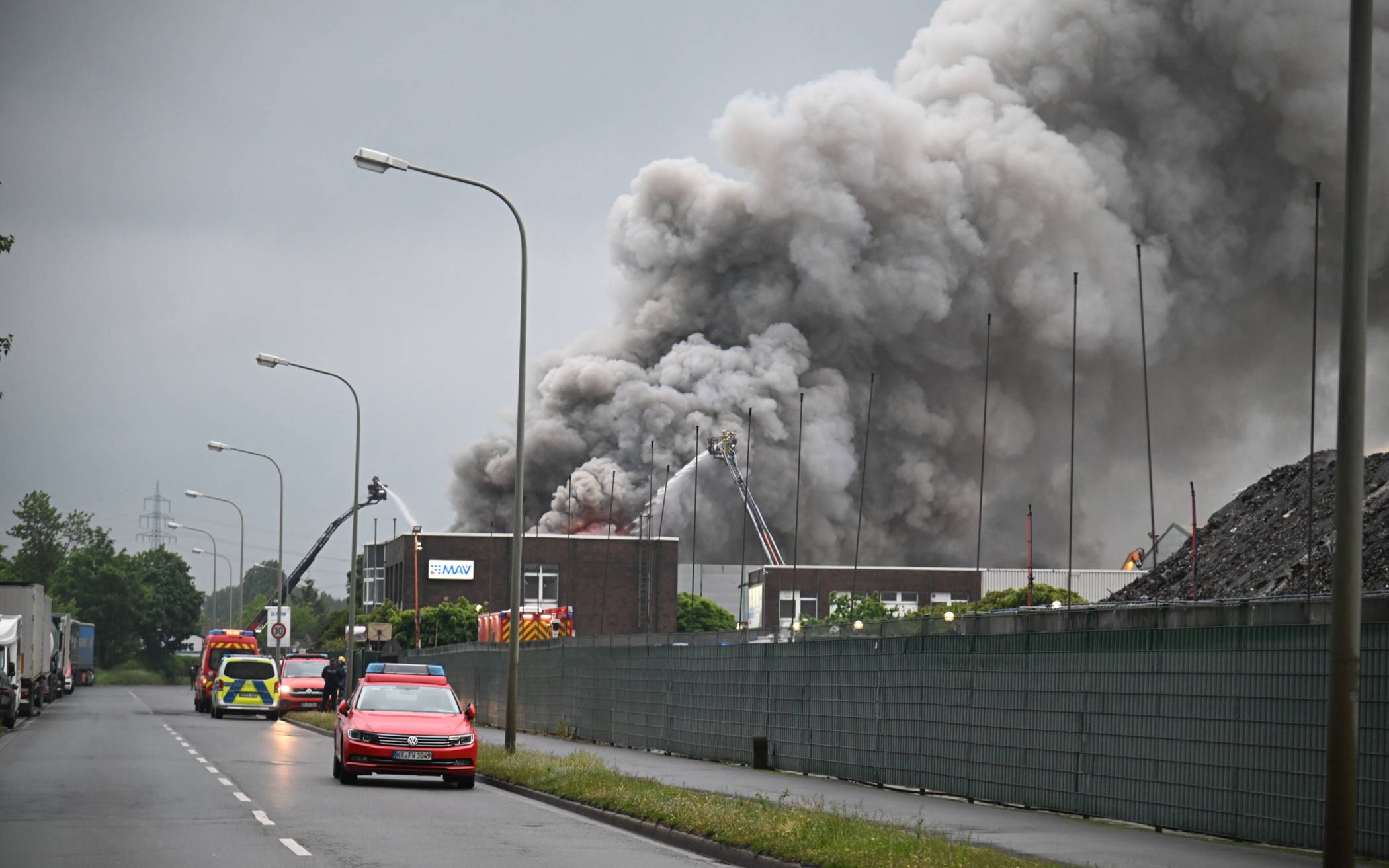 Einsatz im Krefelder Hafen beendet