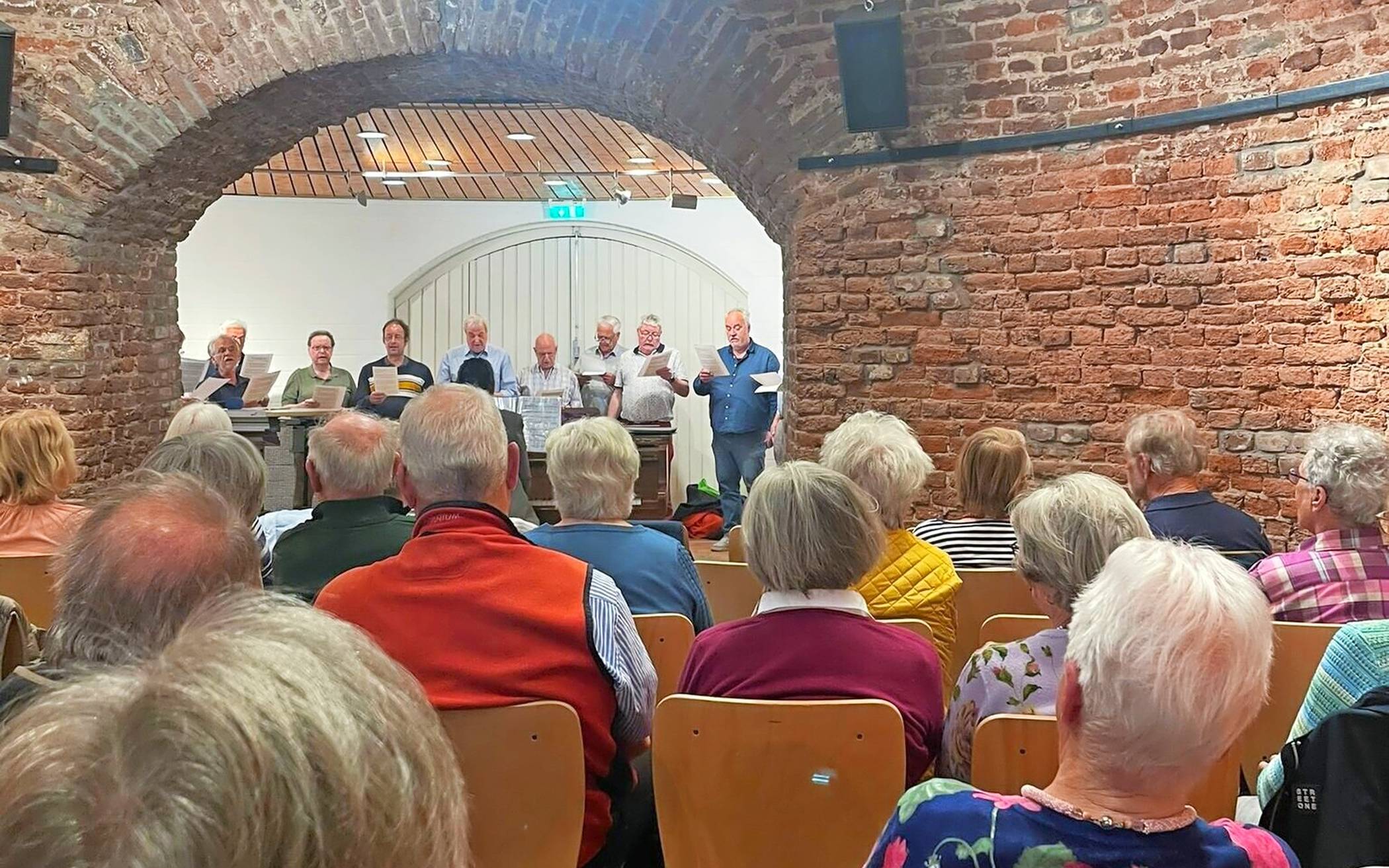  Die Teloy-Mühle war beim Volksliedersingen des Heimatkreises Lank wieder gut gefüllt. 