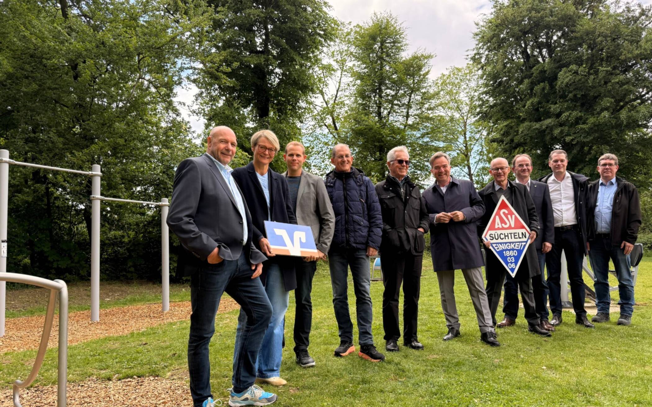 Die Beteiligten haben die neuen Sportgeräte