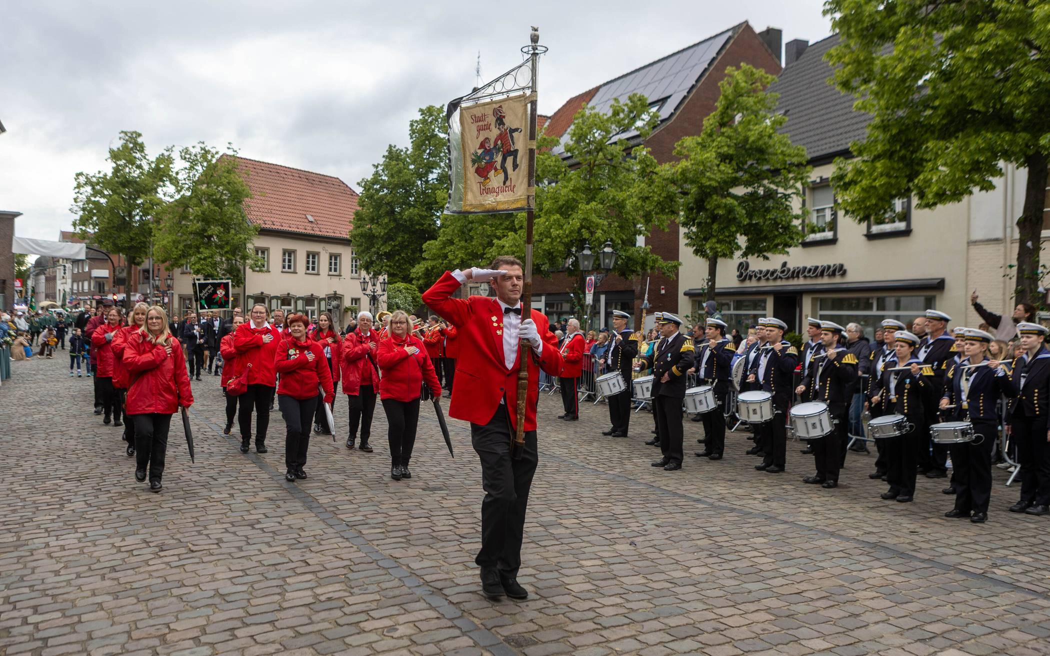 Festumzug der Historischen Schützenbruderschaften Hüls