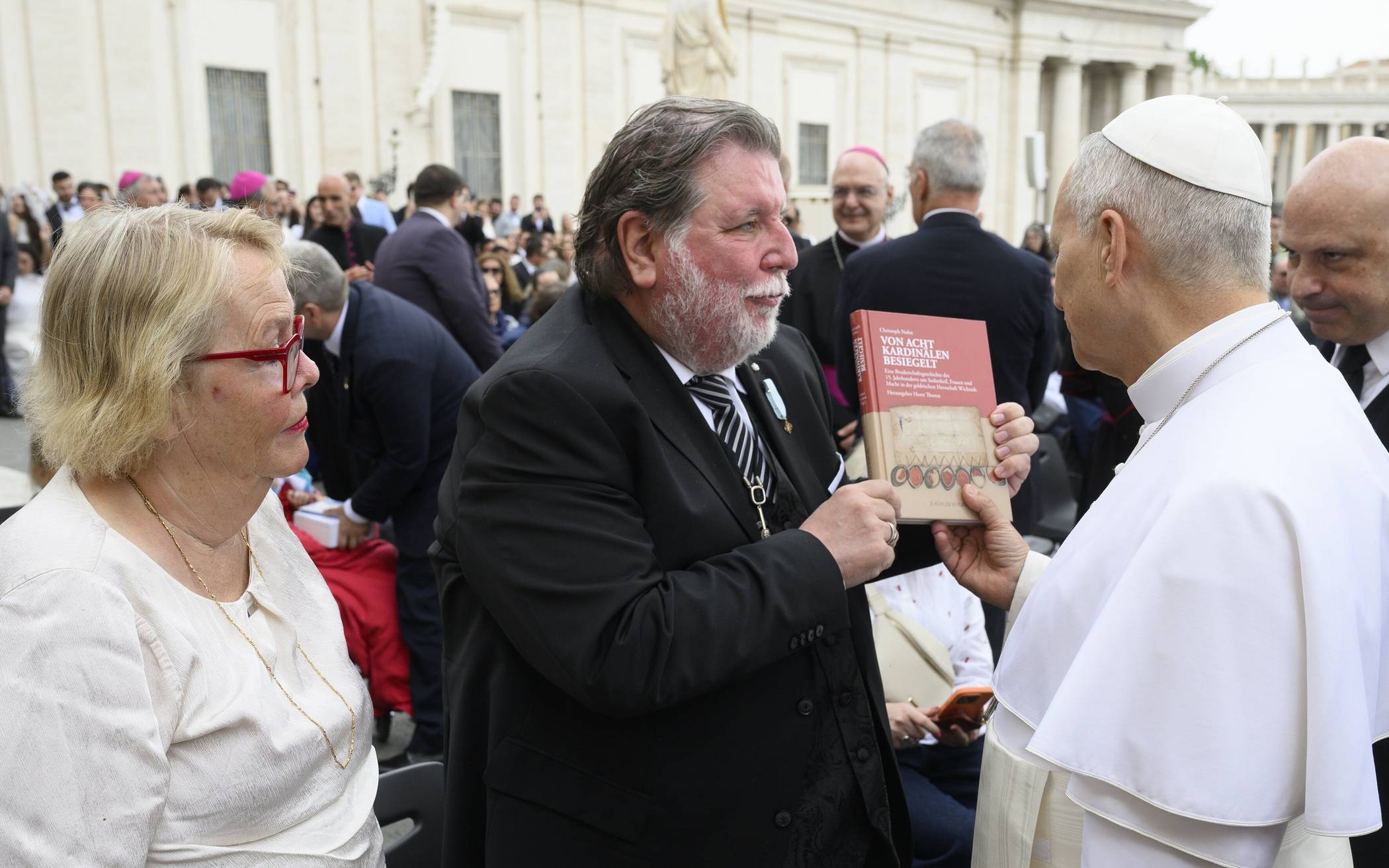 Der Papst bedankte sich mit dem persönlichen Segen für Horst Thoren und seine Frau Gundhild.