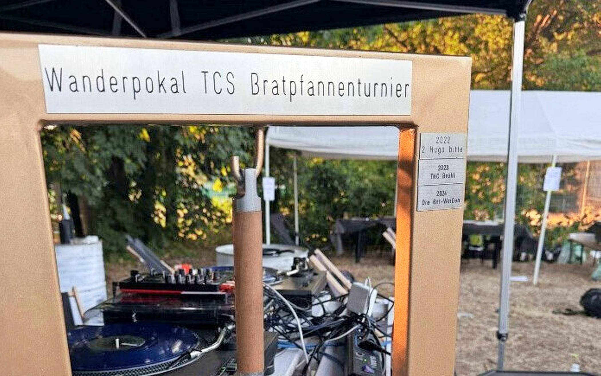  Der TC Schiefbahn lädt am Donnerstag, 4. Juni, wieder zum kultigen Bratpfannenturnier ein. Foto: TC Schiefbahn  