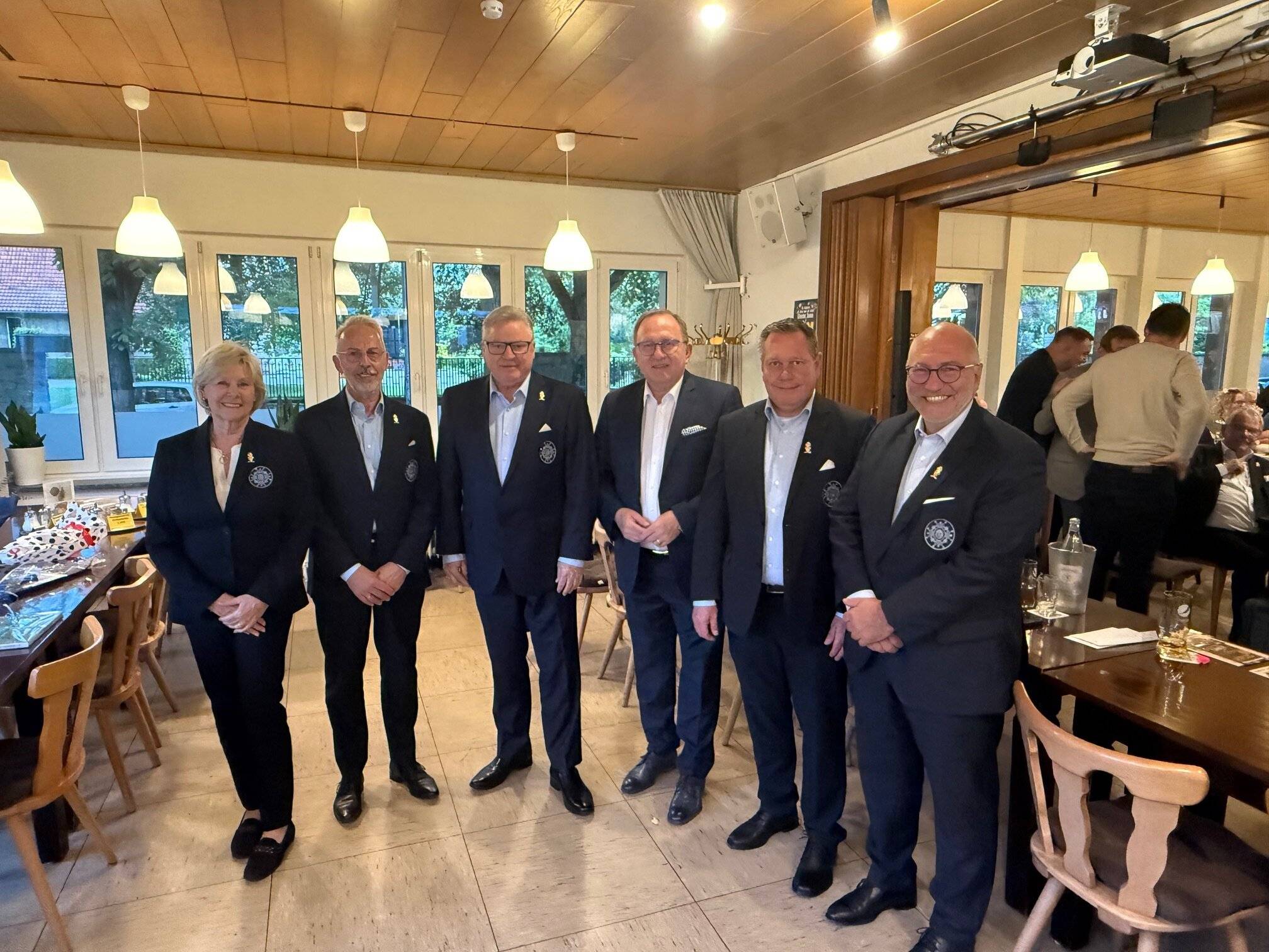 Das neue Präsidium des MKV mit (v.l.) Elsbeth Noehles, René Vogel, Hermann Schnitzler, Frank Boss, Guido Gauls und Frank Kirsten.  