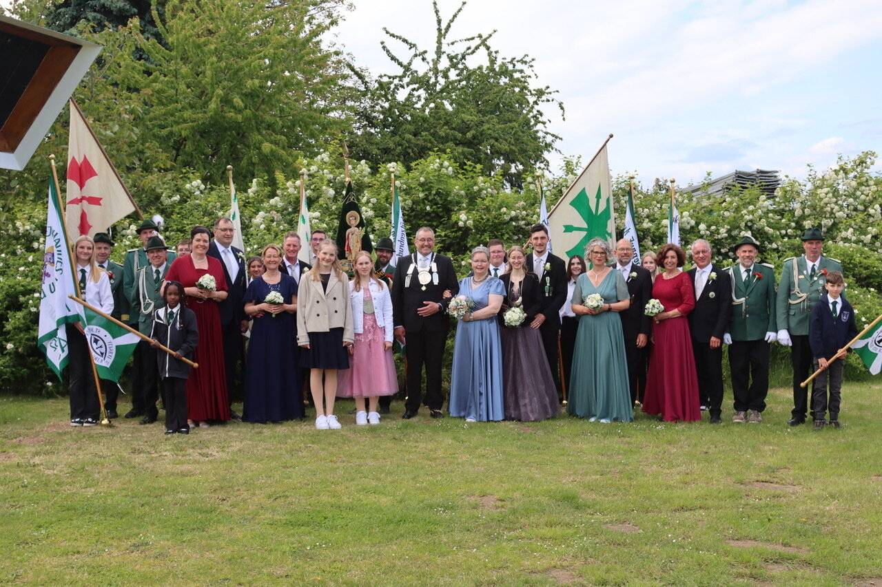 Stimmungsvolles Schützenfest in Alpsray