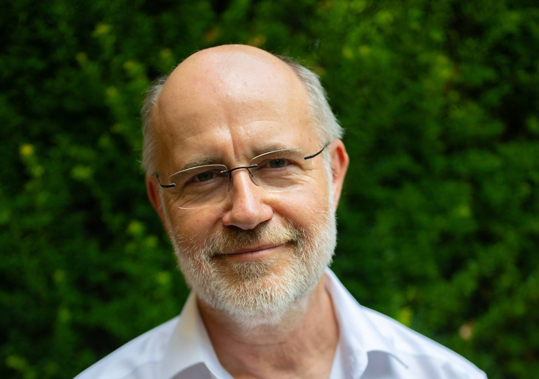 Der auch aus dem Tv bekannte Astrophysiker Professor Harald Lesch kommt in die Festhalle Viersen.   