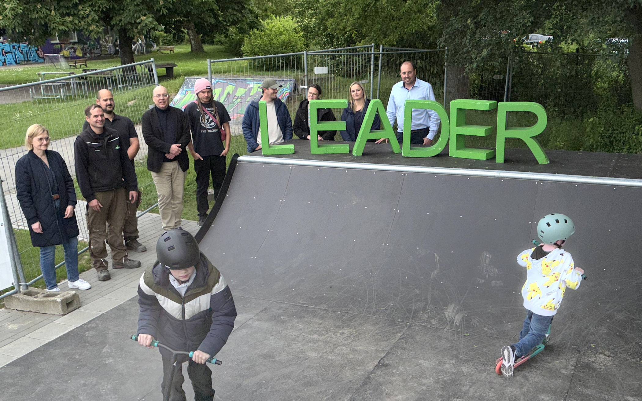 Die Miniramp am Skatepark des Jugendzentrums Zuff!07 in Rheinberg ist fertiggestellt und eröffnet.