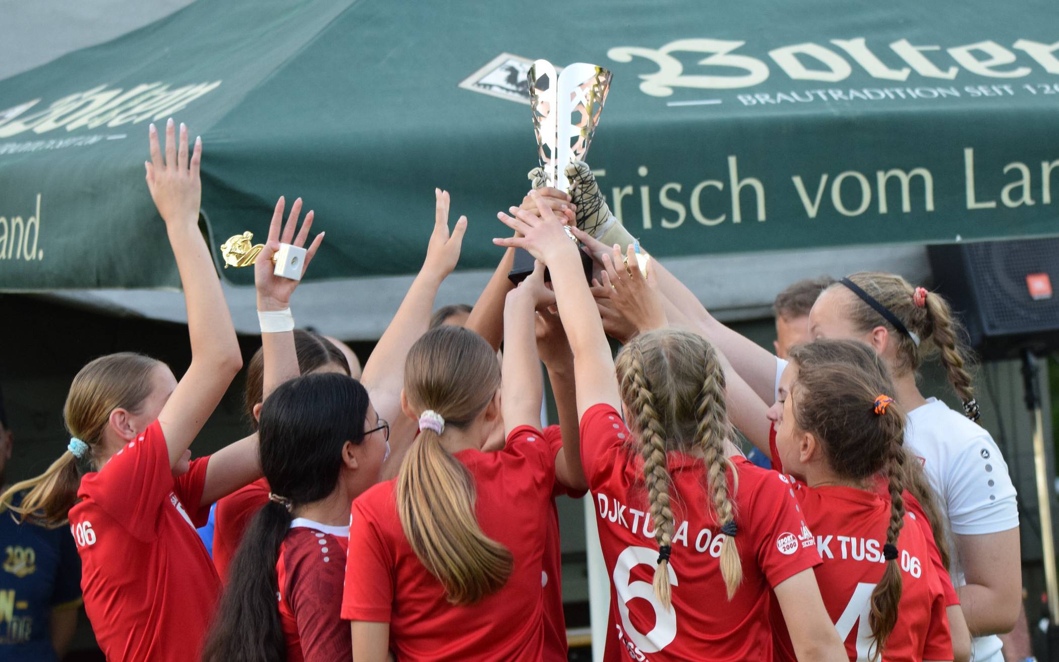 Fußballmärchen bei Traumwetter