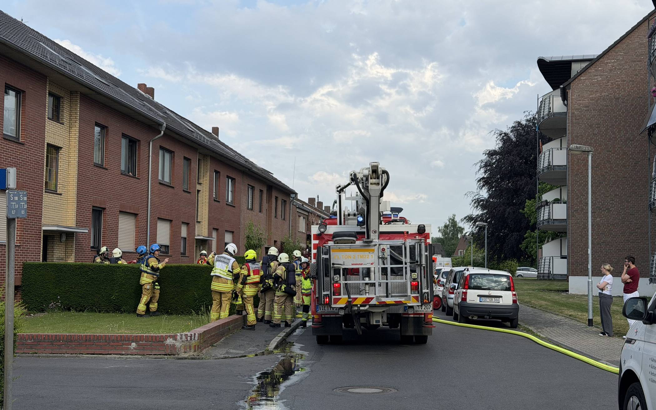 Zwei Personen durch Feuerwehr gerettet