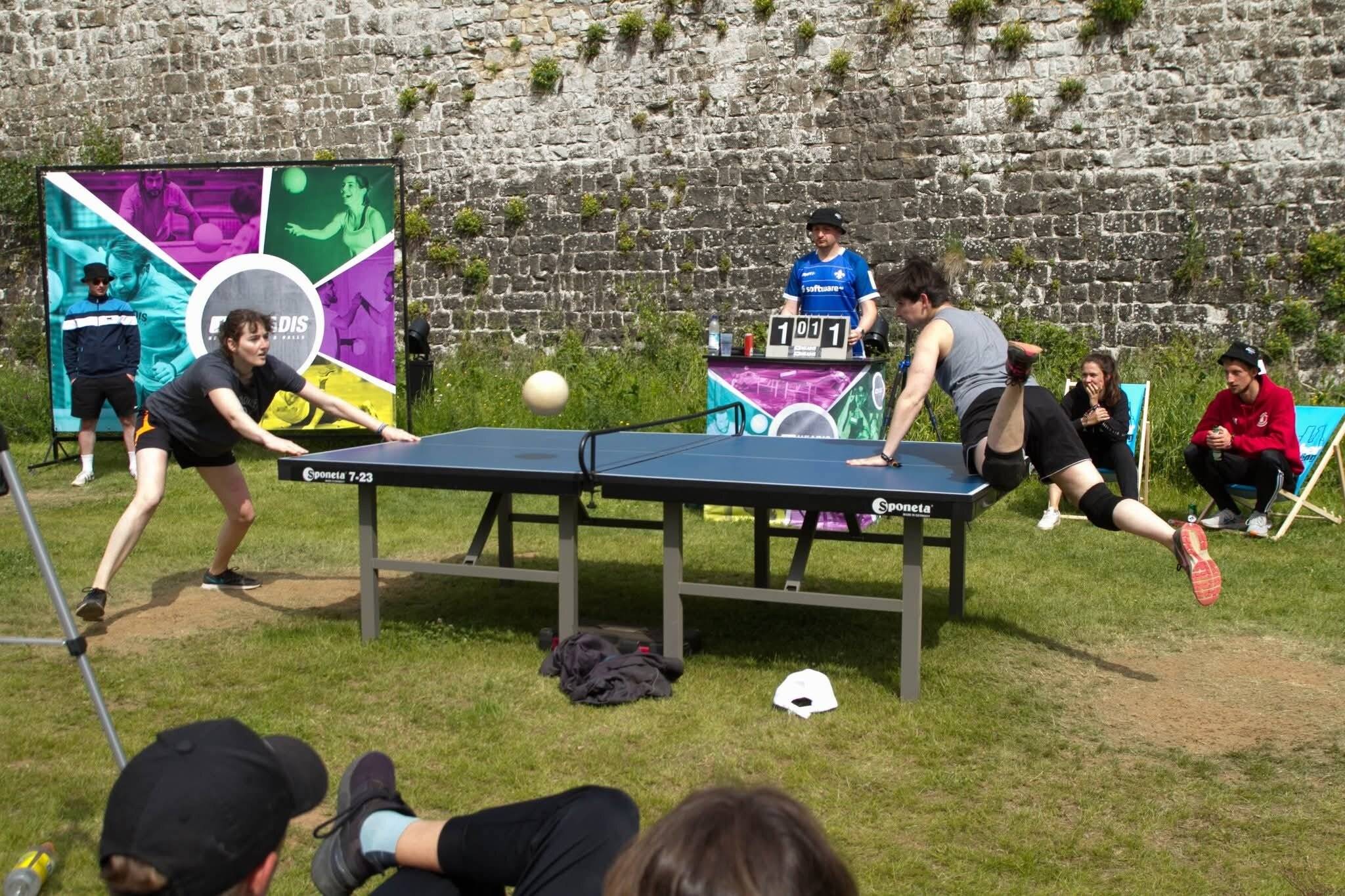  Move and Groove lockt in diesem Jahr mit einem ganz besonderen Highlight: dem offiziellen Headis-Weltcup-Turnier.   