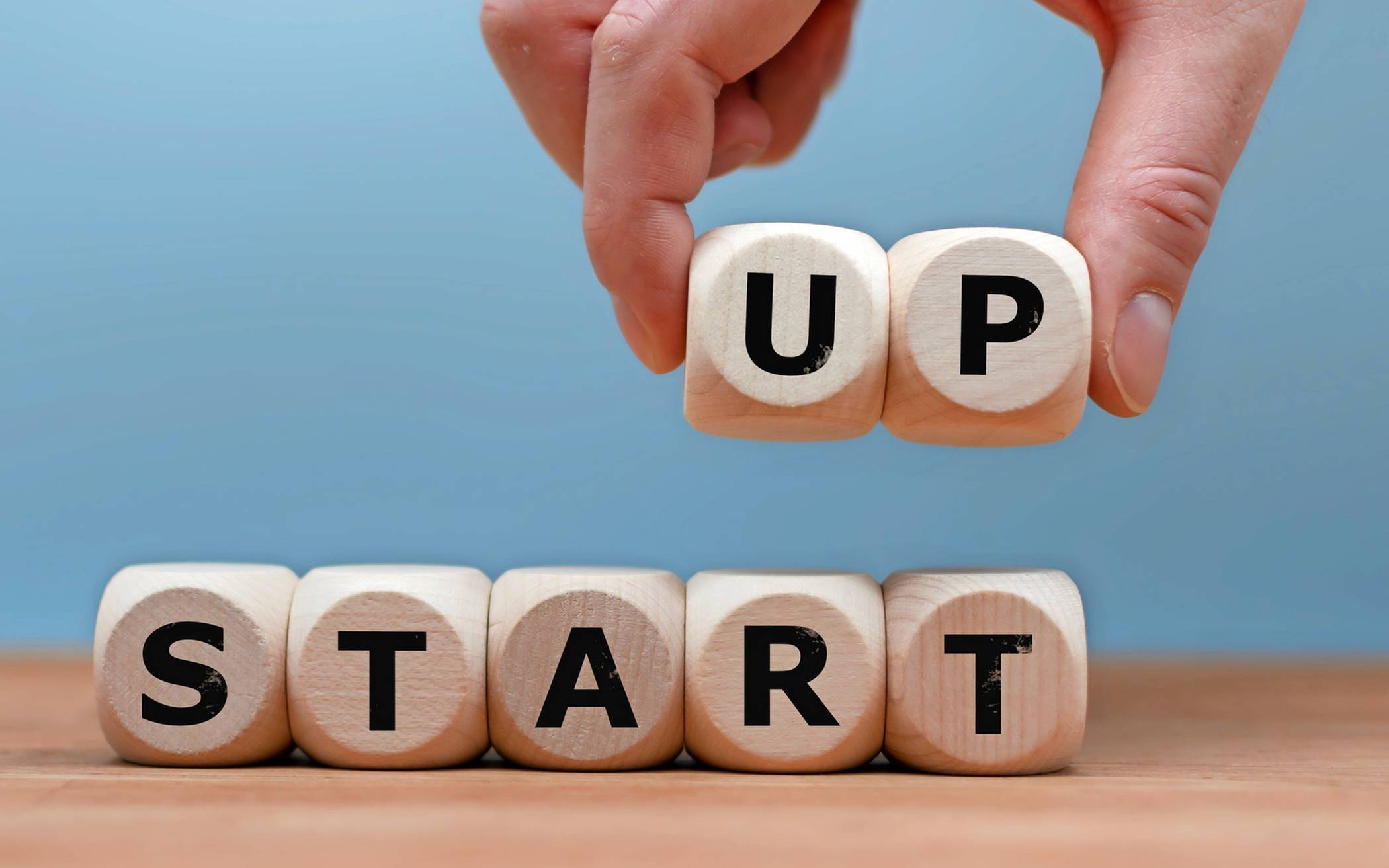 Fünf Start-ups treten zum Final Pitch an