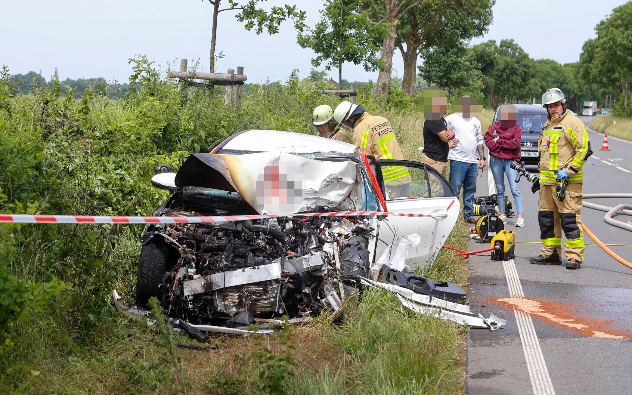 Schwerer Unfall auf der Venloer Straße (B9)