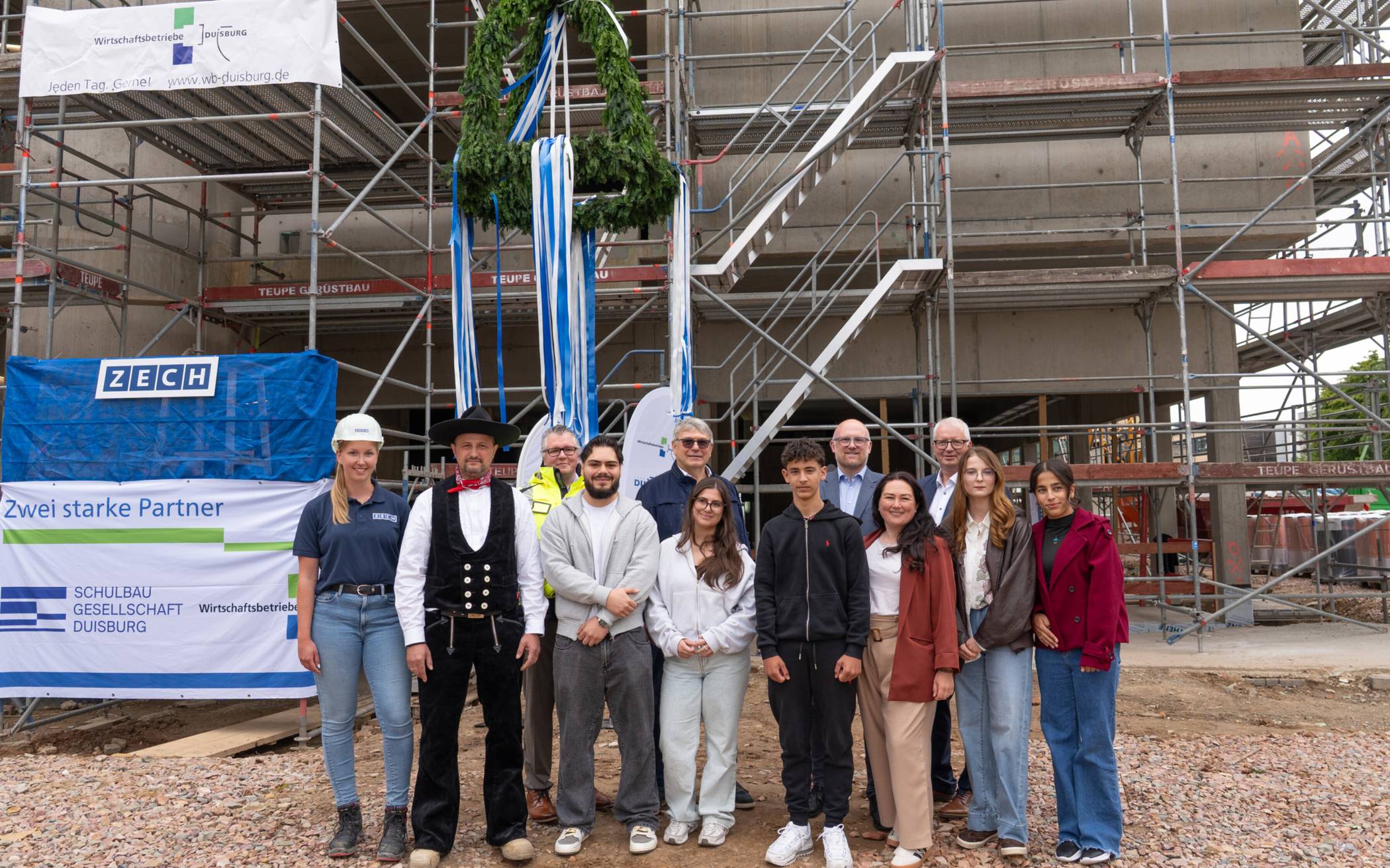 Vertreter der Stadt Duisburg, der Wirtschaftsbetriebe