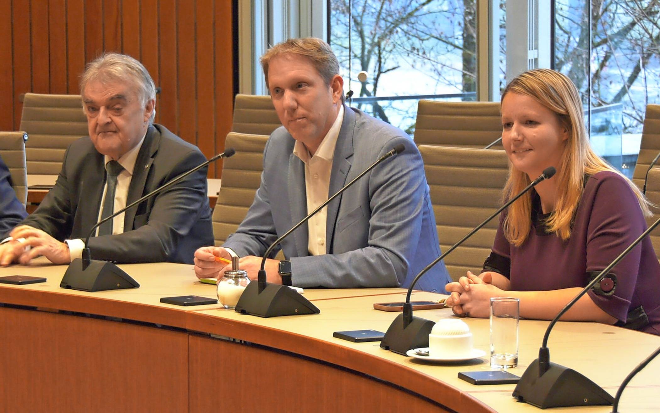 Innenminister Herbert Reul im Gespräch mit