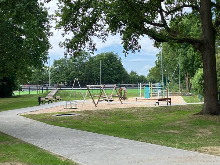  Der Spielplatz an der Broicher Straße wurde für 120 000 Euro modernisiert. 