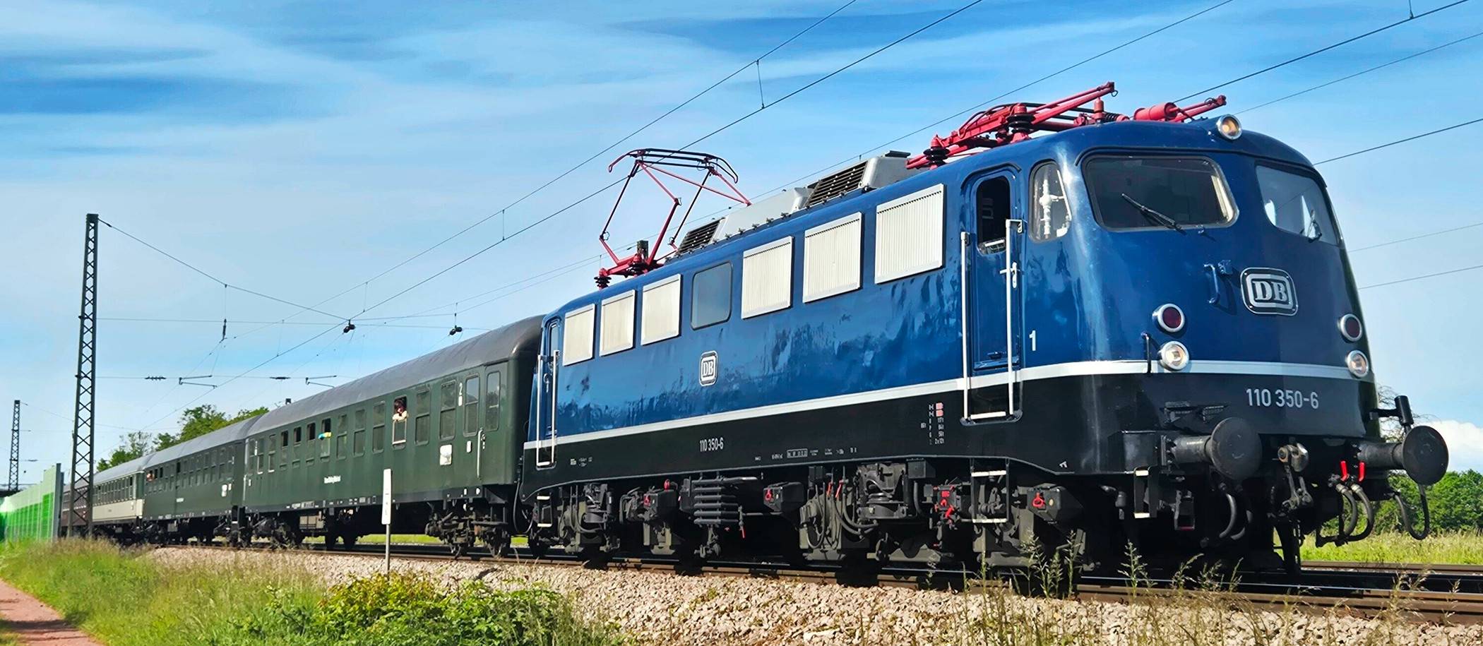 Mit der historischen Schnellzuglokomotive 110 350 fahren die Eisenbahnfreunde Niederrhein/Grenzland e.V. am 12. September nach Hamburg.   