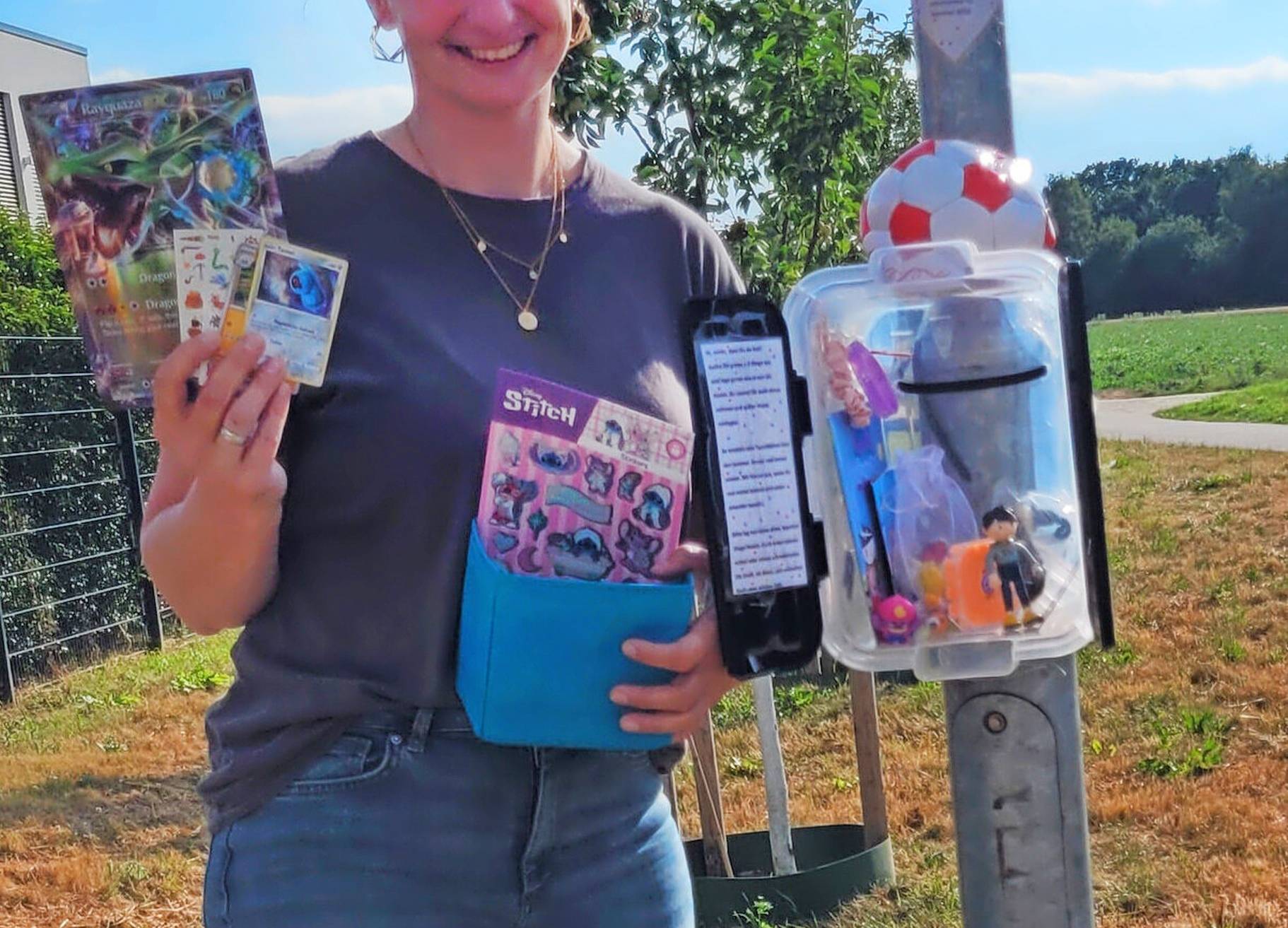  Die Viersenerin Alexandra Willems hat die Box voller schöner Dinger am Lützenberg/Ecke Landwehrstraße aufgehängt.   