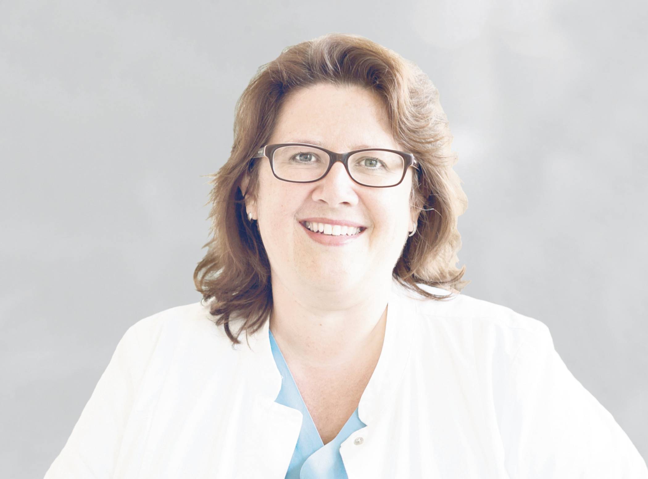 Dr. Judith Corvin, leitende Oberärztin in der Klinik für Allgemein- und Viszeralchirurgie, Spezialistin für Schilddrüsenchirurgie.   