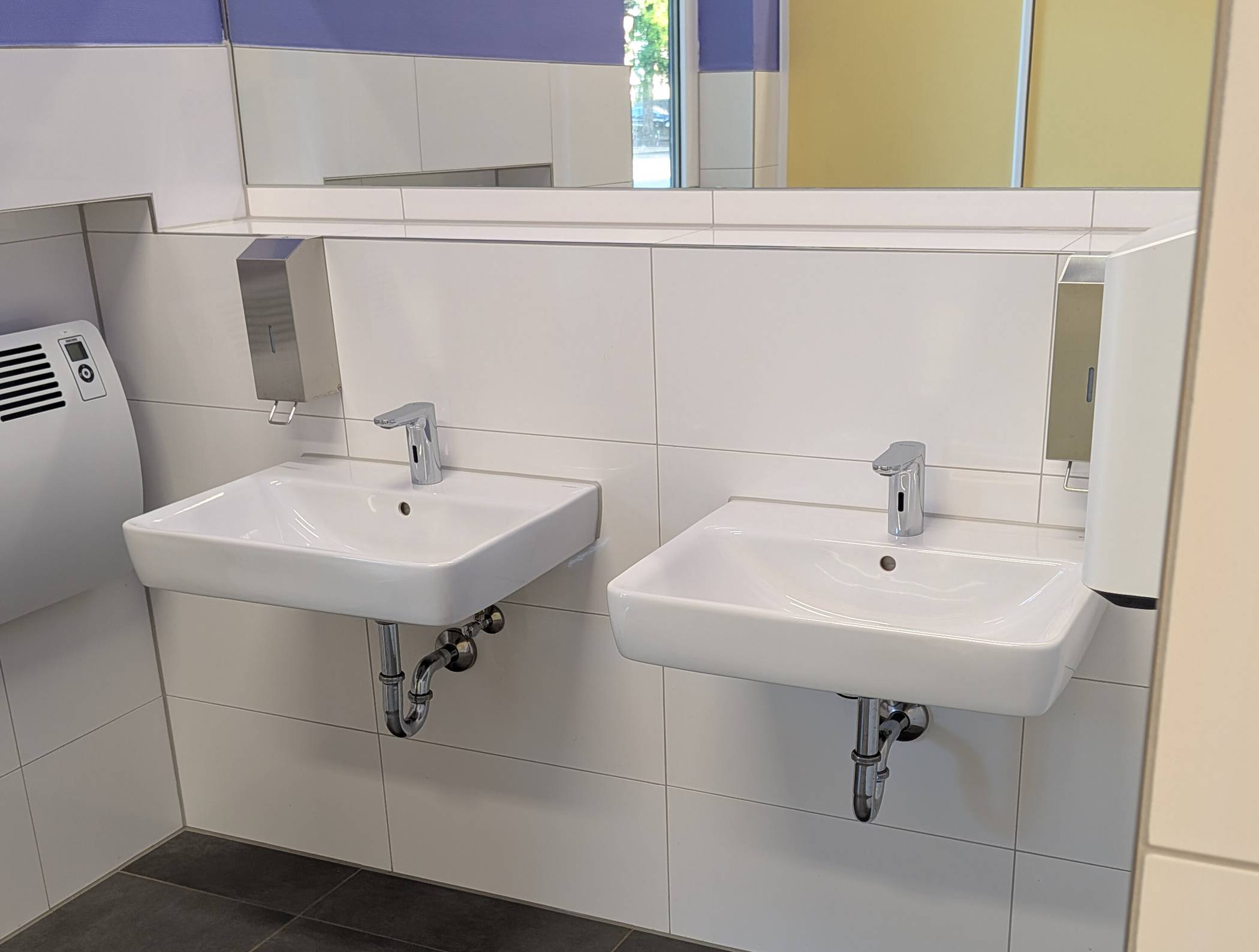 Mit dem „KloMotion-Konzept“ sorgen alle an der Grundschule Heyden dafür, dass die sanierten WC-Anlagen in einem guten Zustand bleiben.