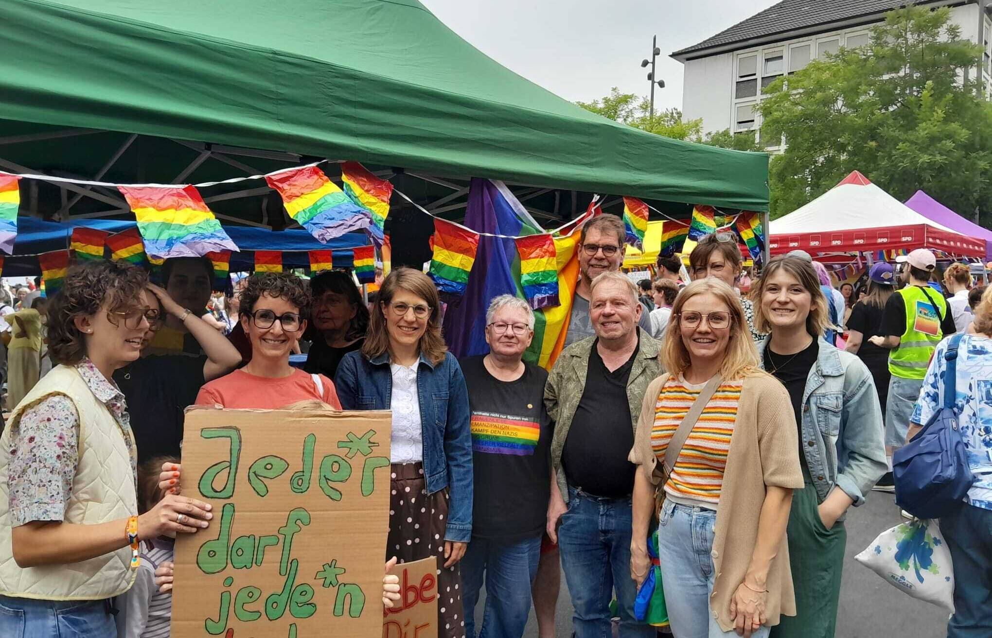 Grüne Ministerin beim CSD