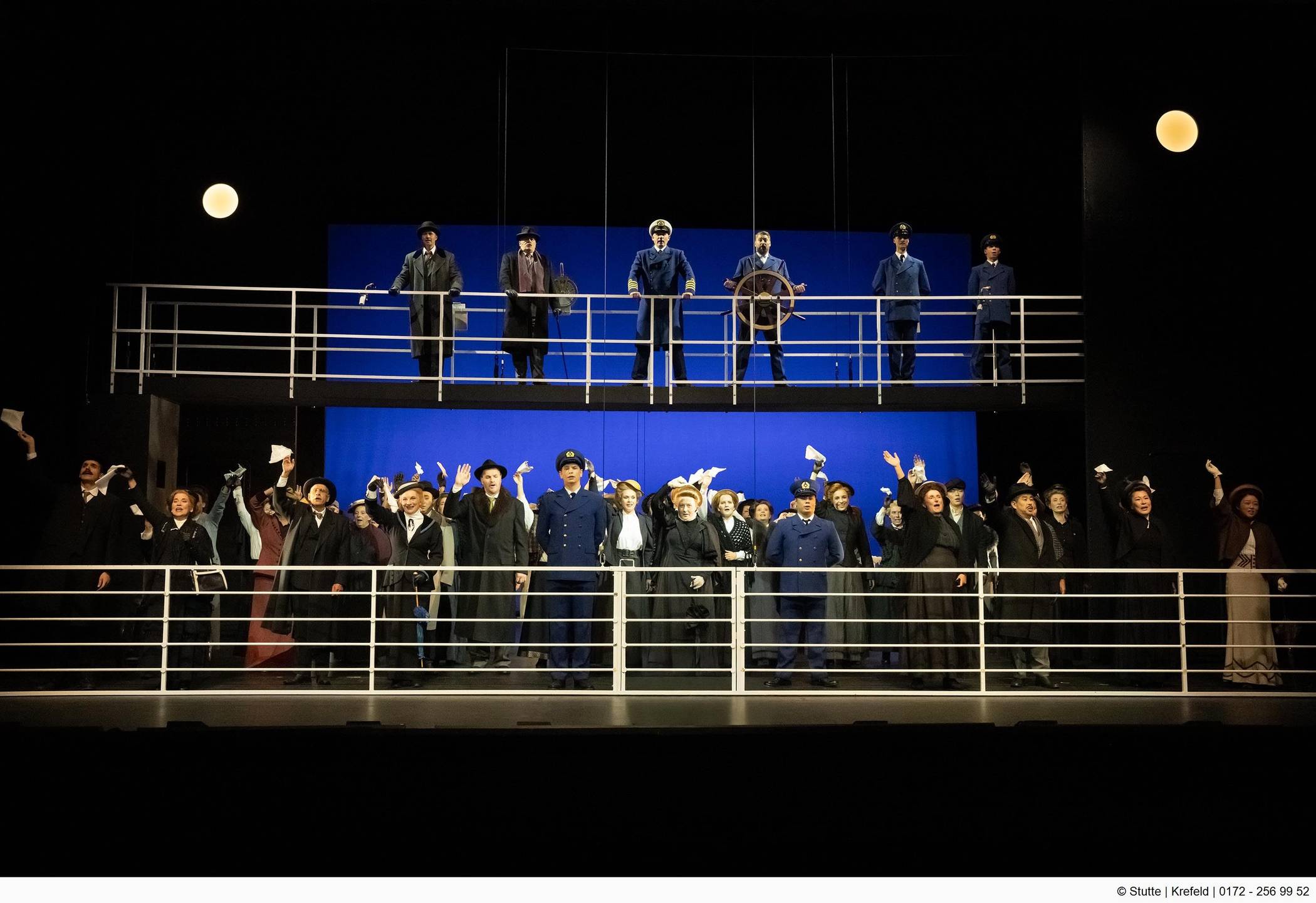  Titanic - Das Musical im Theater Krefeld.  