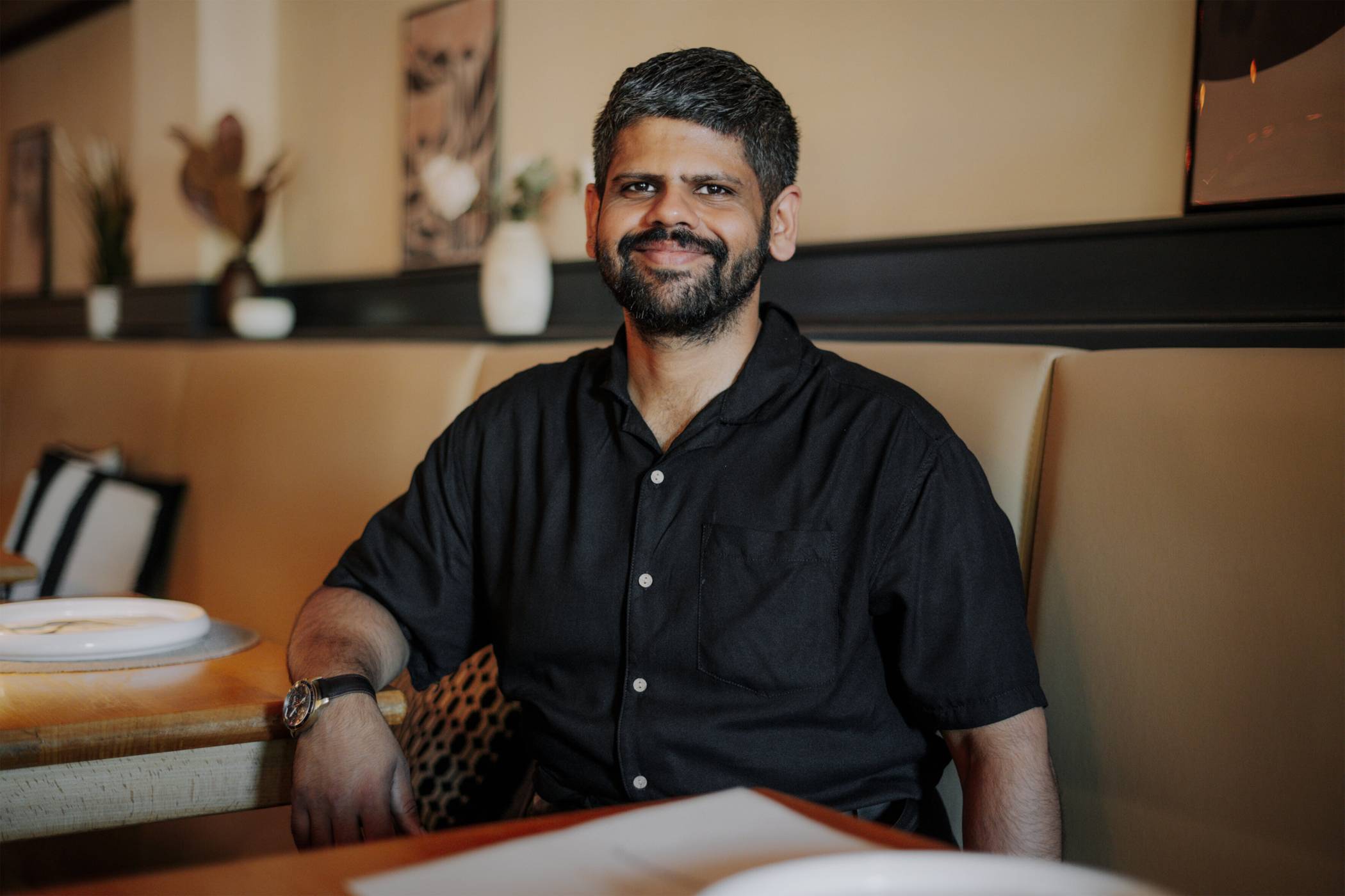 Harjot Singh ist mit Gastronomie aufgewachsen. Seine Eltern betreiben seit 25 Jahren ein Restaurant in Xanten.