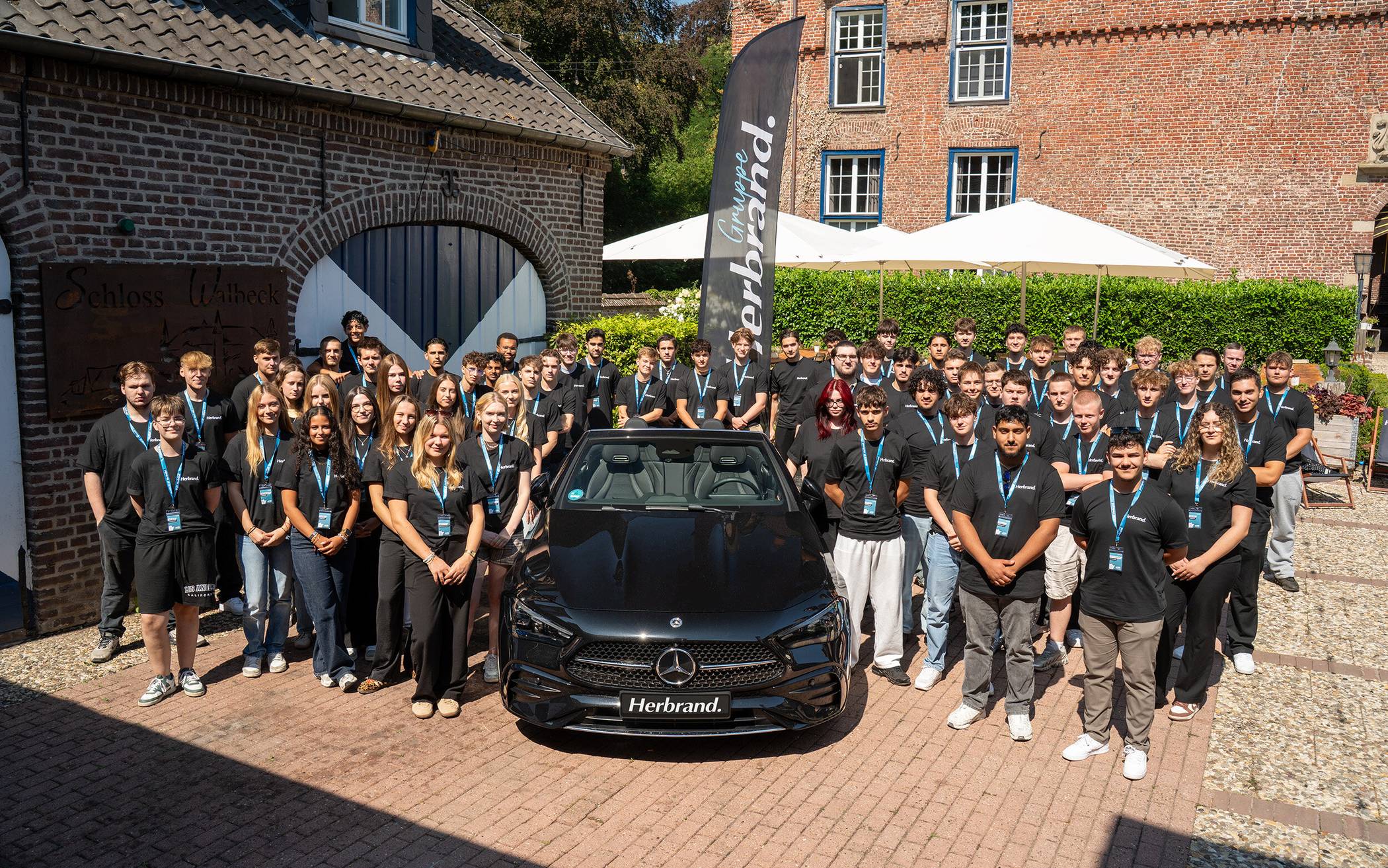 70 neue Azubis bei der Herbrand Gruppe