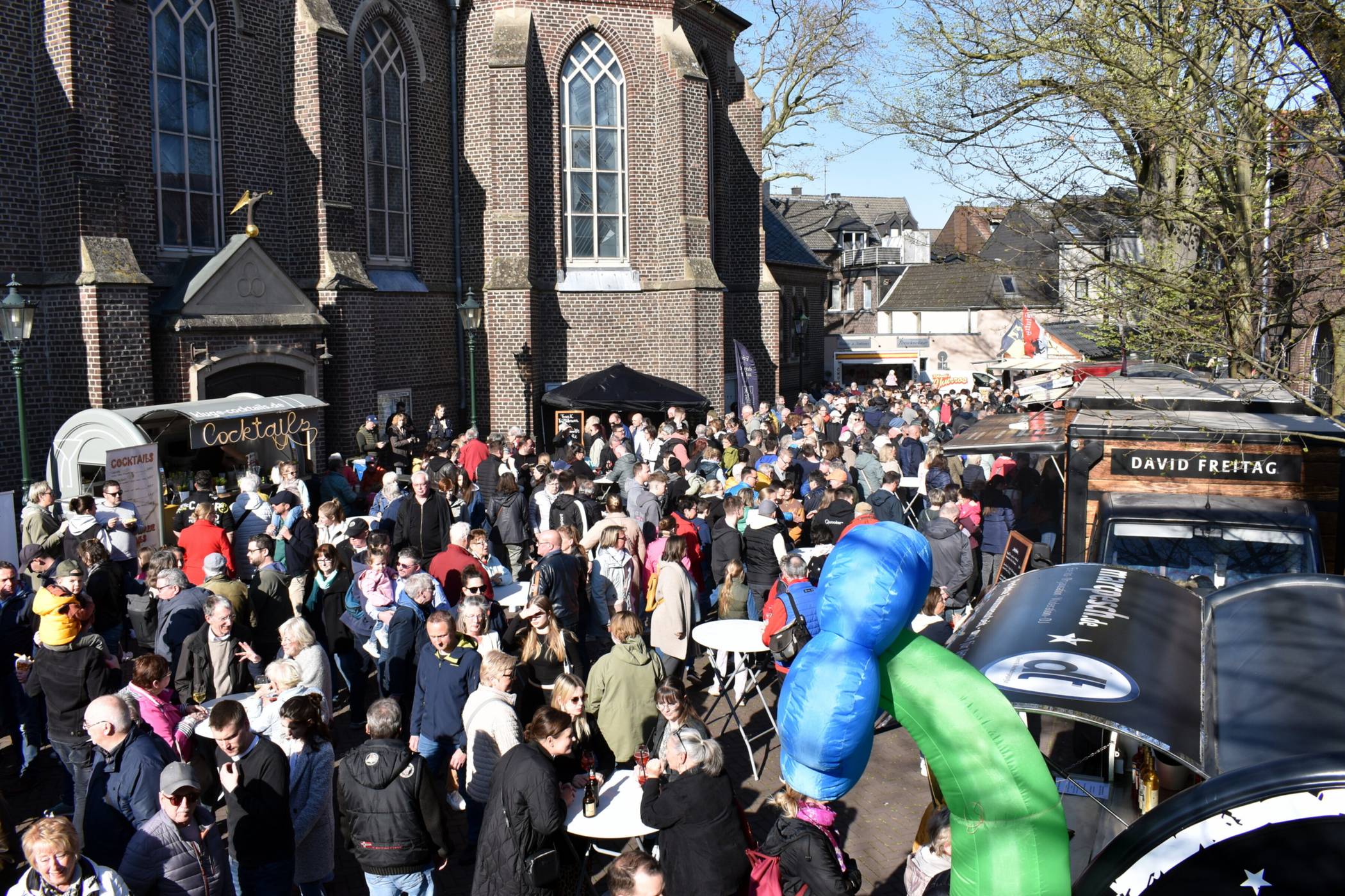  Am Mittwoch, 2. September, heißt es wieder „Korschenbroich köstlich“. Am 16. September findet der Streetfood-Feierabendmarkt dann in Kleinenbroich statt.  