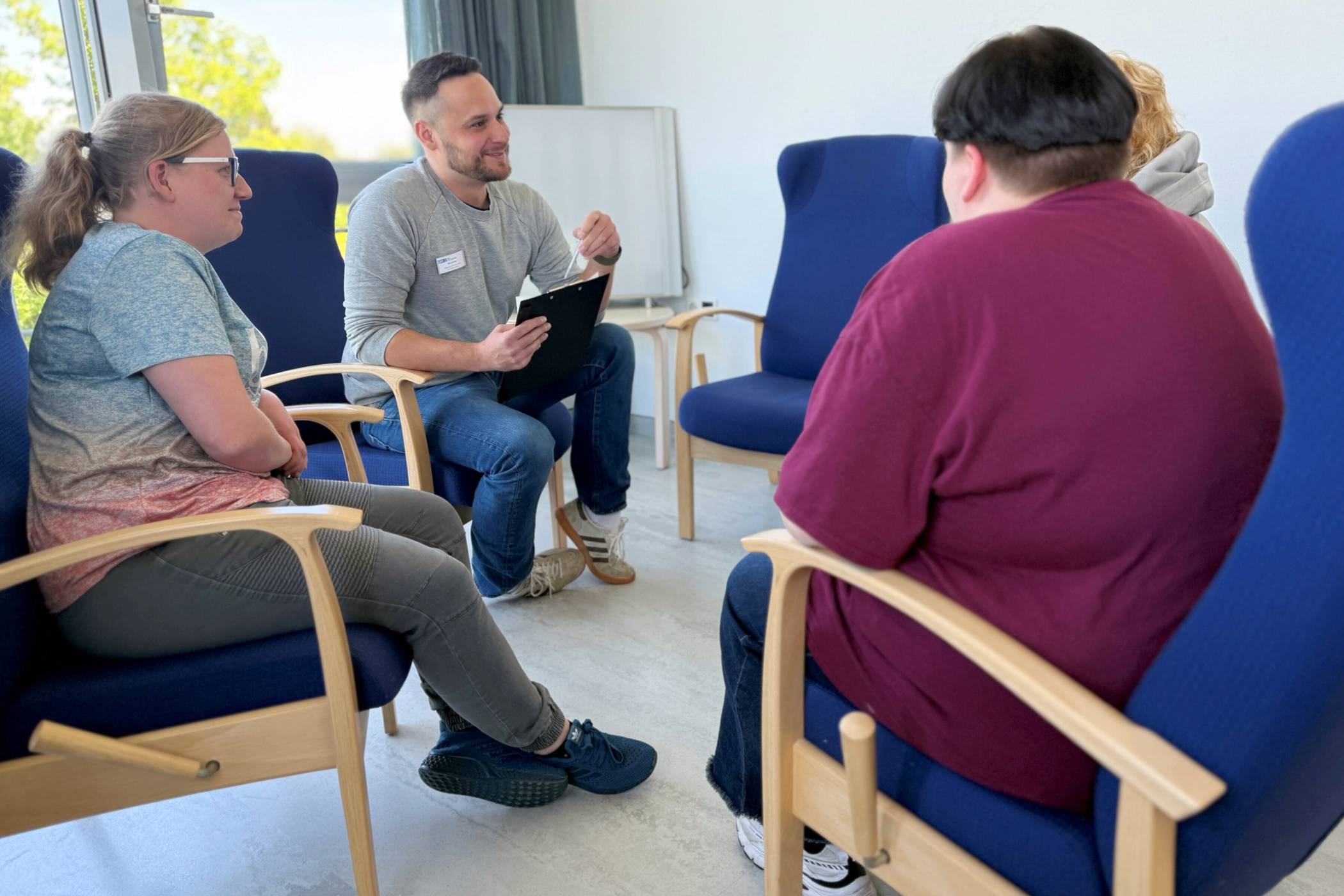 Die Familiale Pflege der LVR-Klinik betreut Gruppenpflegekurse mit dem Schwerpunkt Depression. 