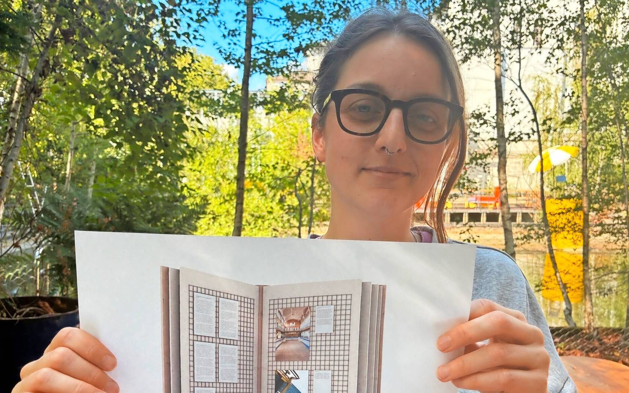 Planung: Esther Jansen, Kulturbeauftragte der Freischwimmer, lädt zum Aufbau eines begehbaren Buches ein. Das Projekt soll die Gemeinschaft stärken und auf die Südstadt aufmerksam machen.  