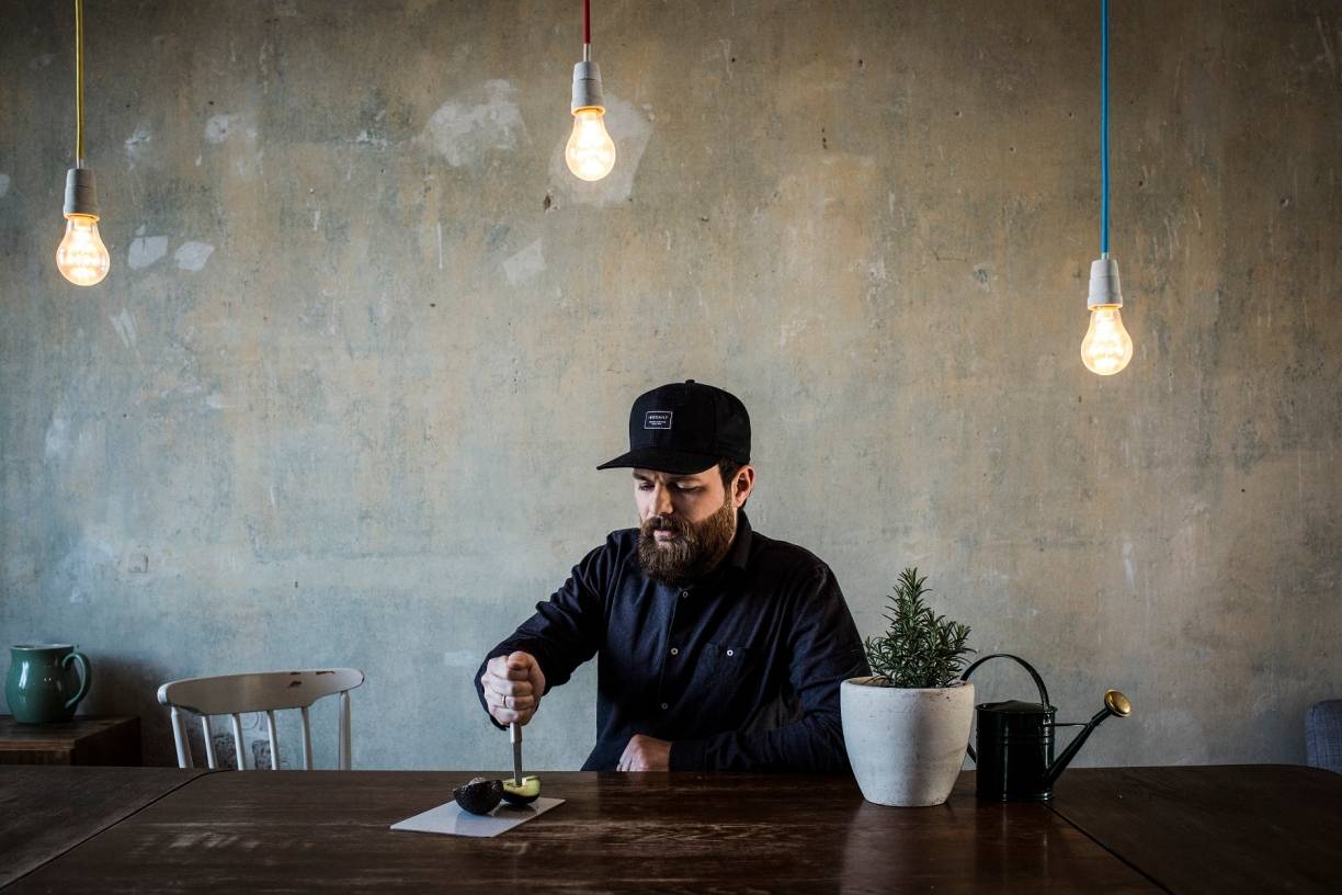 Treffen sich zwei Träume. Beide platzen