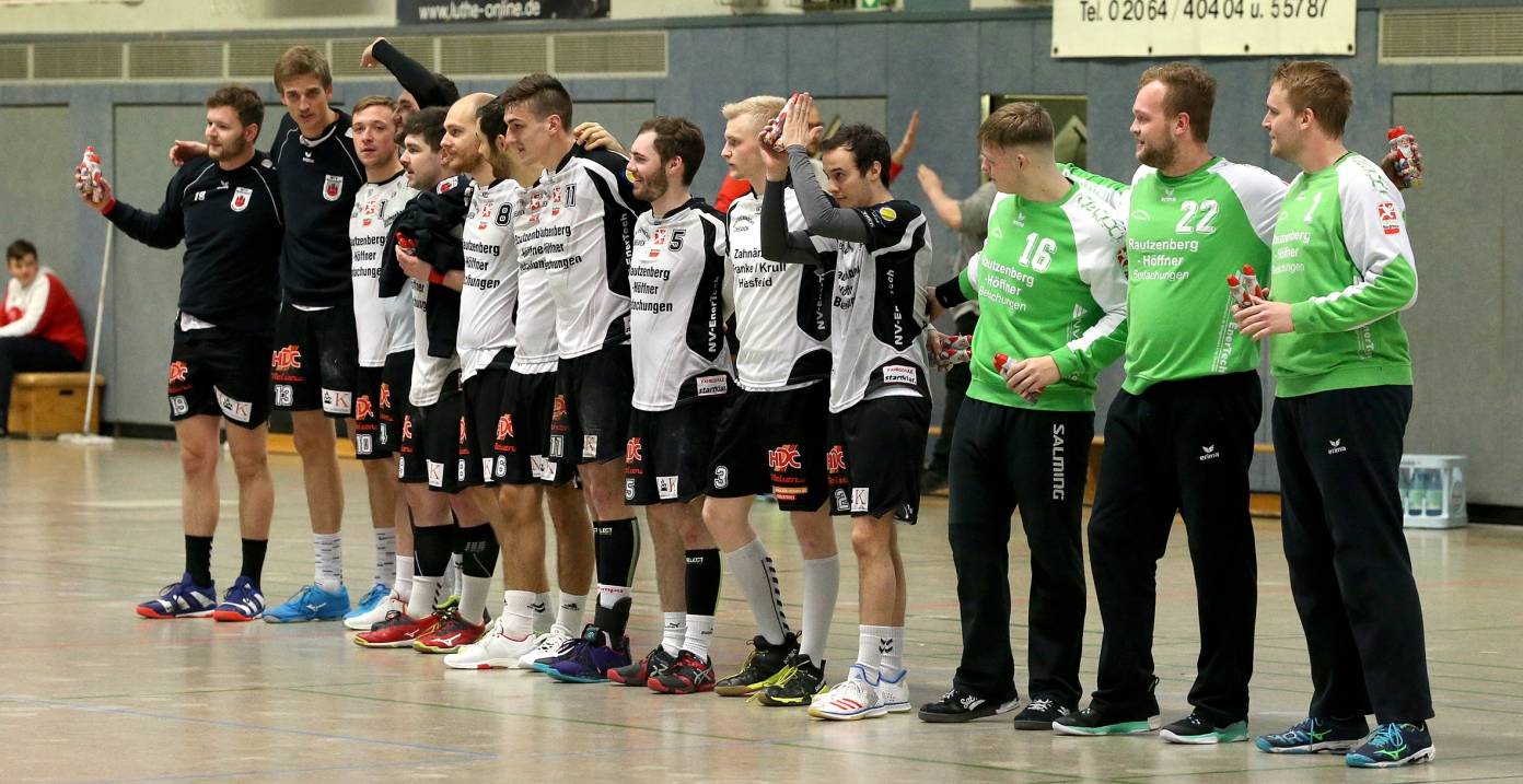  Da ist er, der frisch gebackene Herbstmeister der Handball-Regionalliga.  