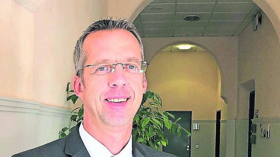 Hans-Peter Tappe vor seinem neuen Büro.