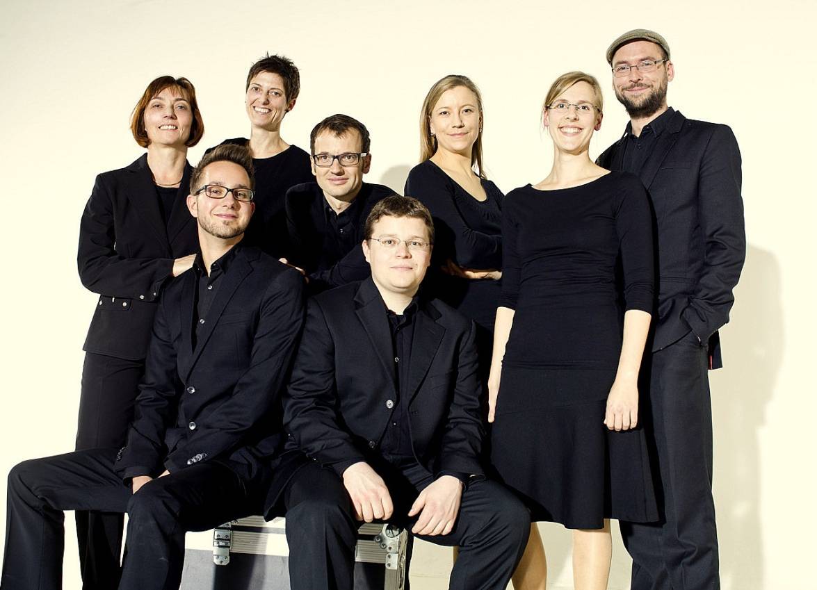  Das Vokalensemble "Orlandos Erben" sind: Anja Heyn, Kathrin Bödeker, Frauke Heitmann, Ursula Pohl, Marco Bonnes, Alexander Abel, Christian Wolf und Marcel Dittrich. 