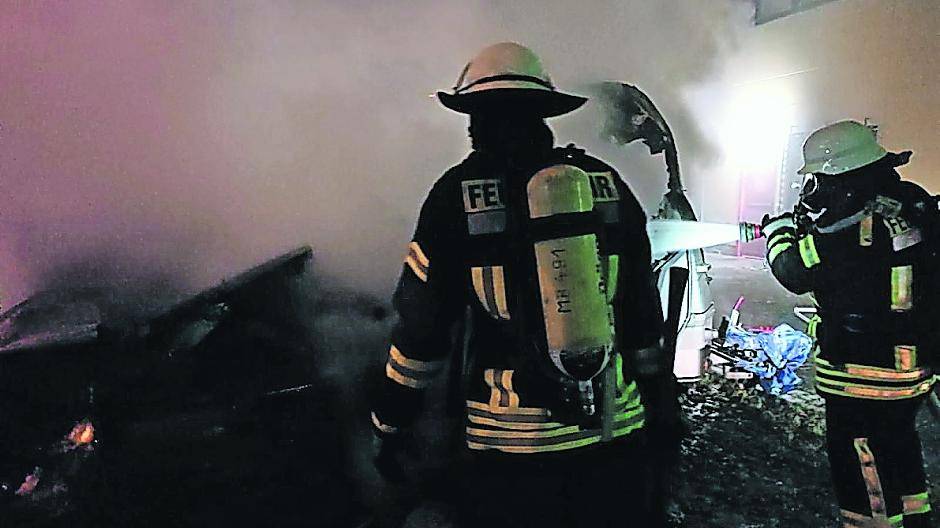 Auf einen unruhigen Jahreswechsel blickt die Feuerwehr Meerbusch zurück.