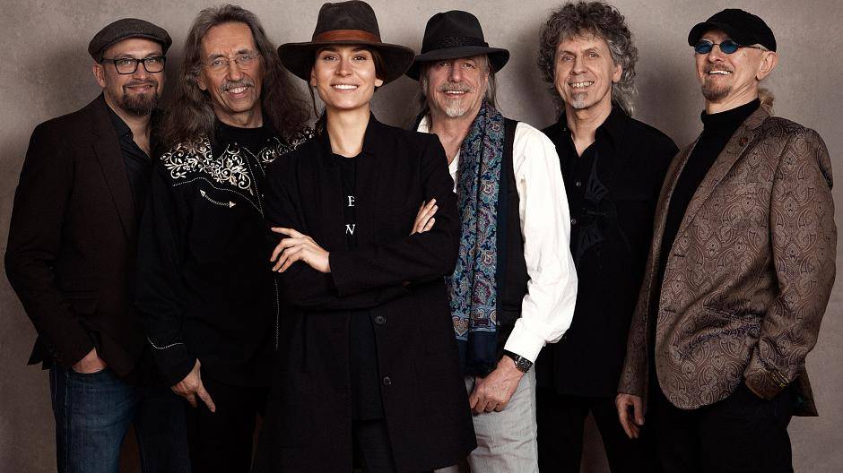 Bröselt, rockt, läuft, lebt