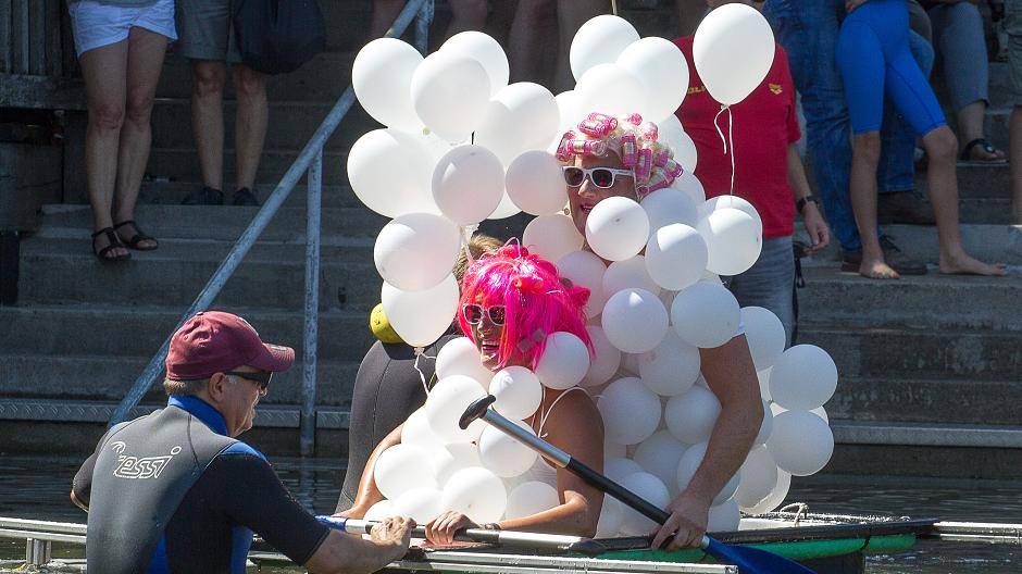 Elftes Badewannenrennen im Bettenkamper Meer