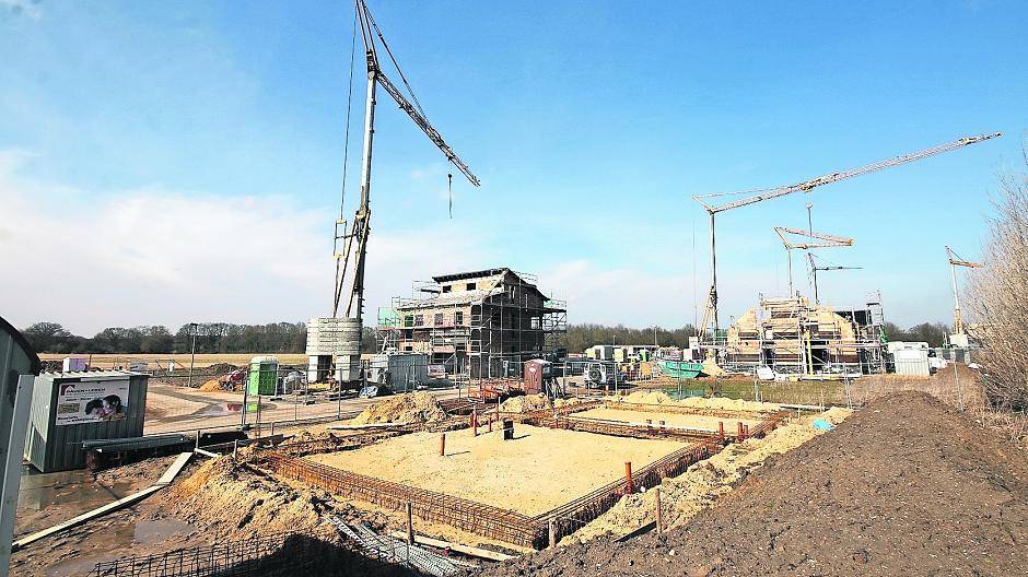  Familien, die bauen, haben die Möglichkeit, über die Wohnbauförderung des Landes Darlehen zu erhalten. Der Kreis Viersen informiert und berät Interessierte. 